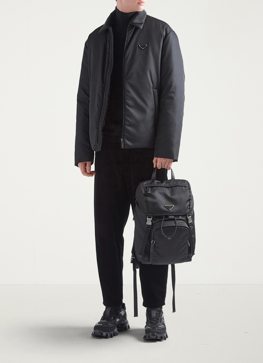 Prada Re-Nylon rugzak met kalfsleren details - voorkant 2 zwart