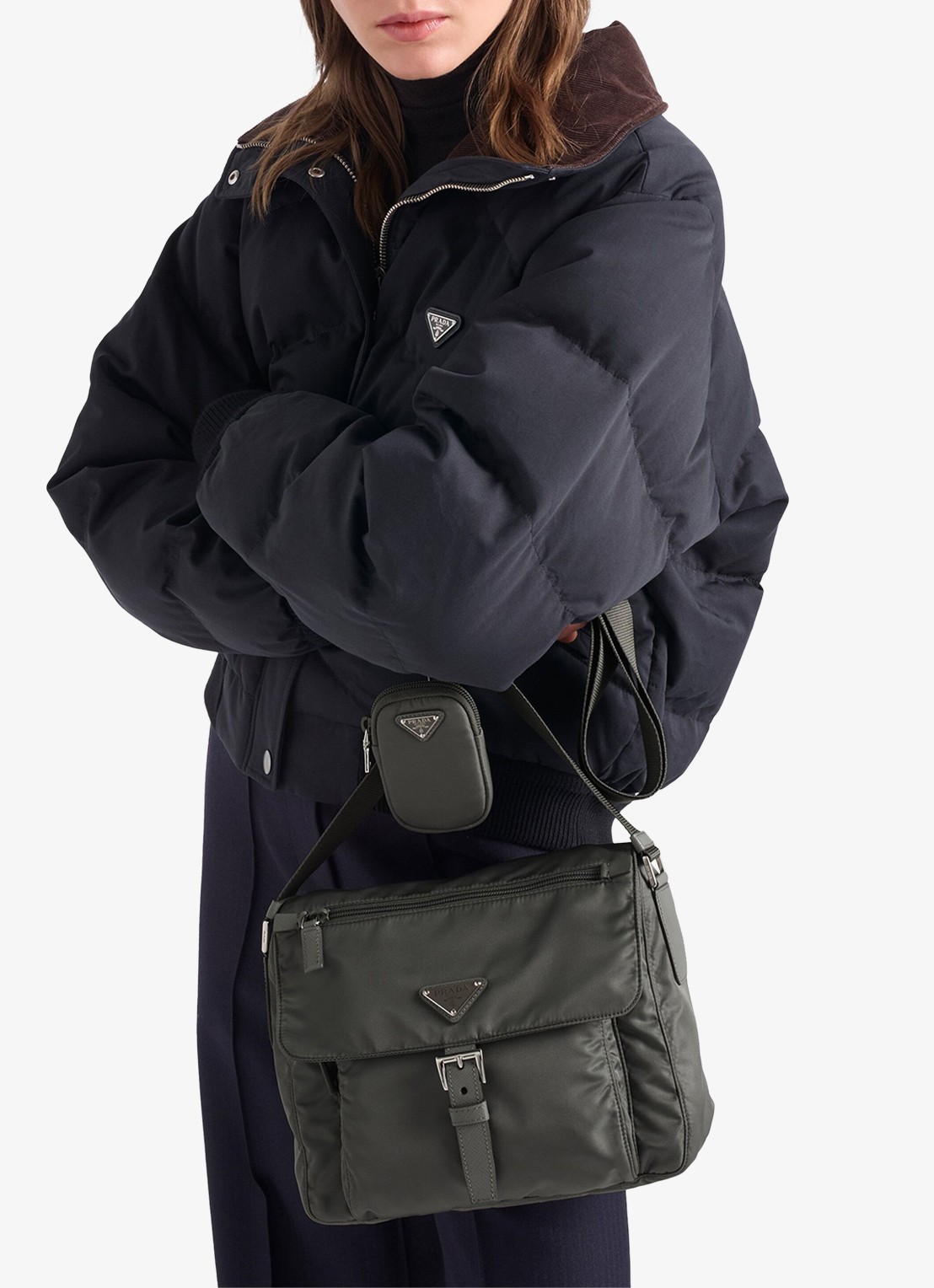 Prada Re-Nylon schoudertas met leren details - detail 4 donkergrijs