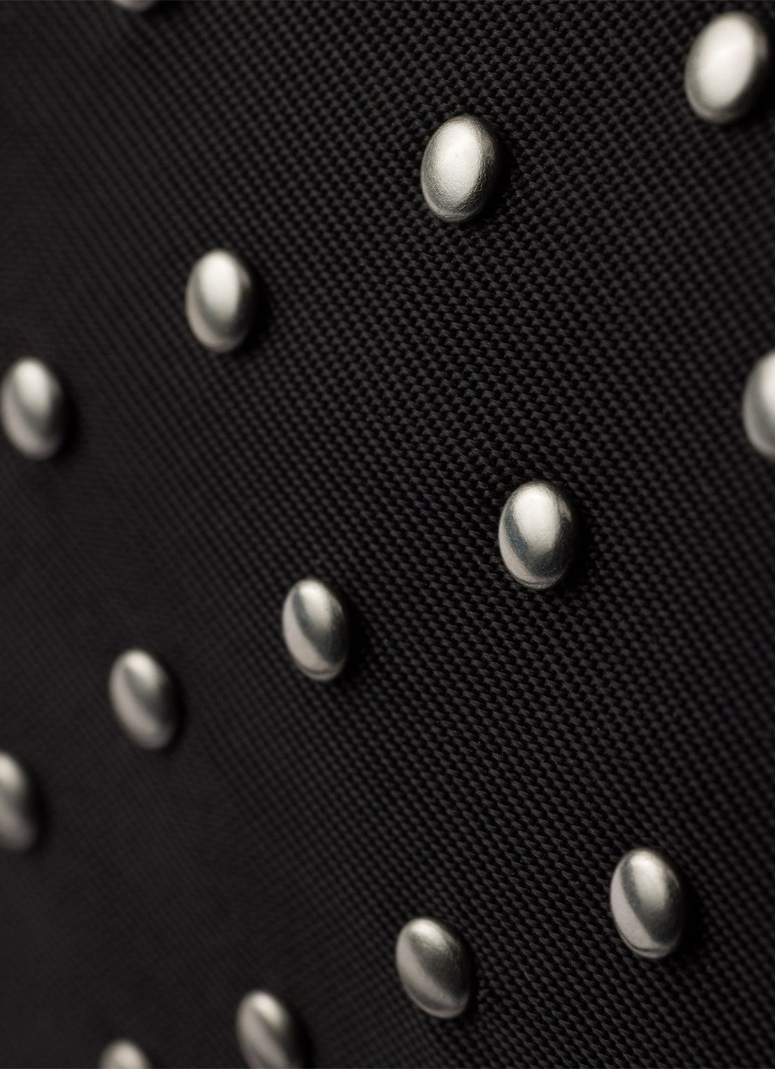 Prada Re-Nylon schoudertas met studs - detail 5 zwart