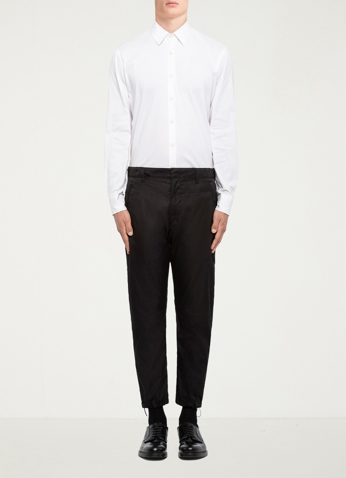 Prada Re-Nylon slim fit pantalon met steekzakken - voorkant 2 zwart