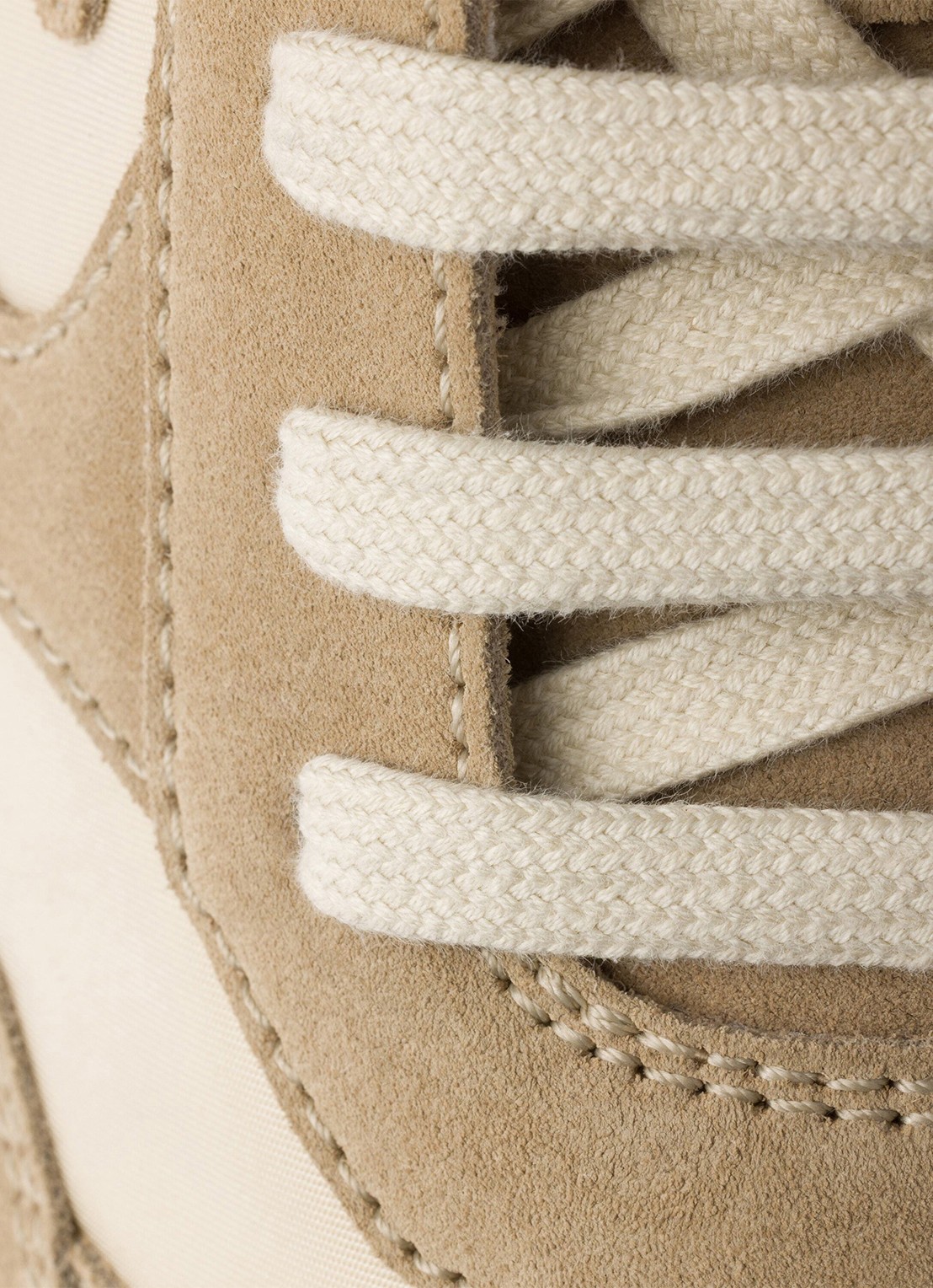 Prada Re-Nylon sneaker met suède details - detail 4 beige