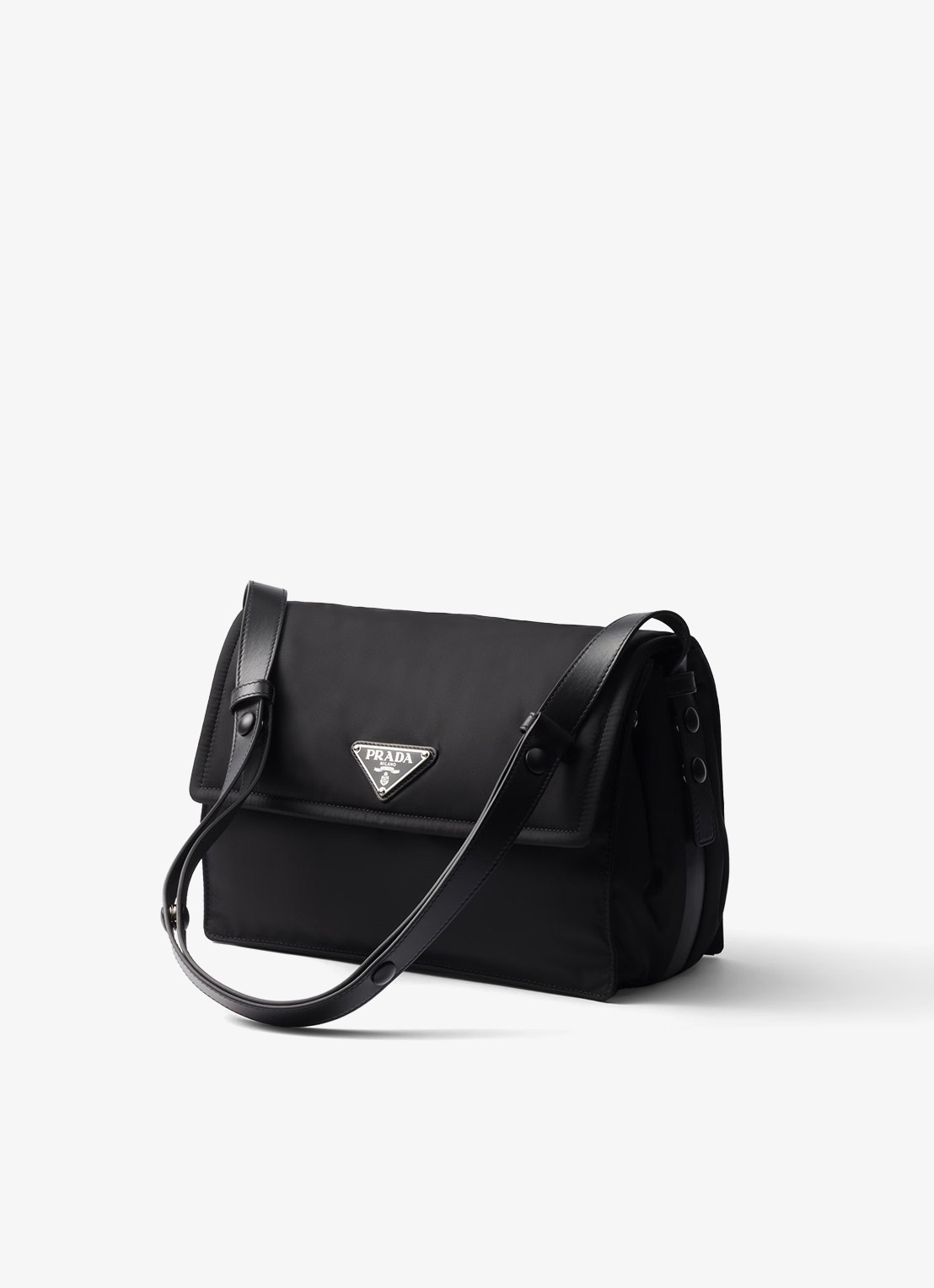 Prada Re-Nylon Traveller Medium crossbodytas met leren details - detail 3 zwart