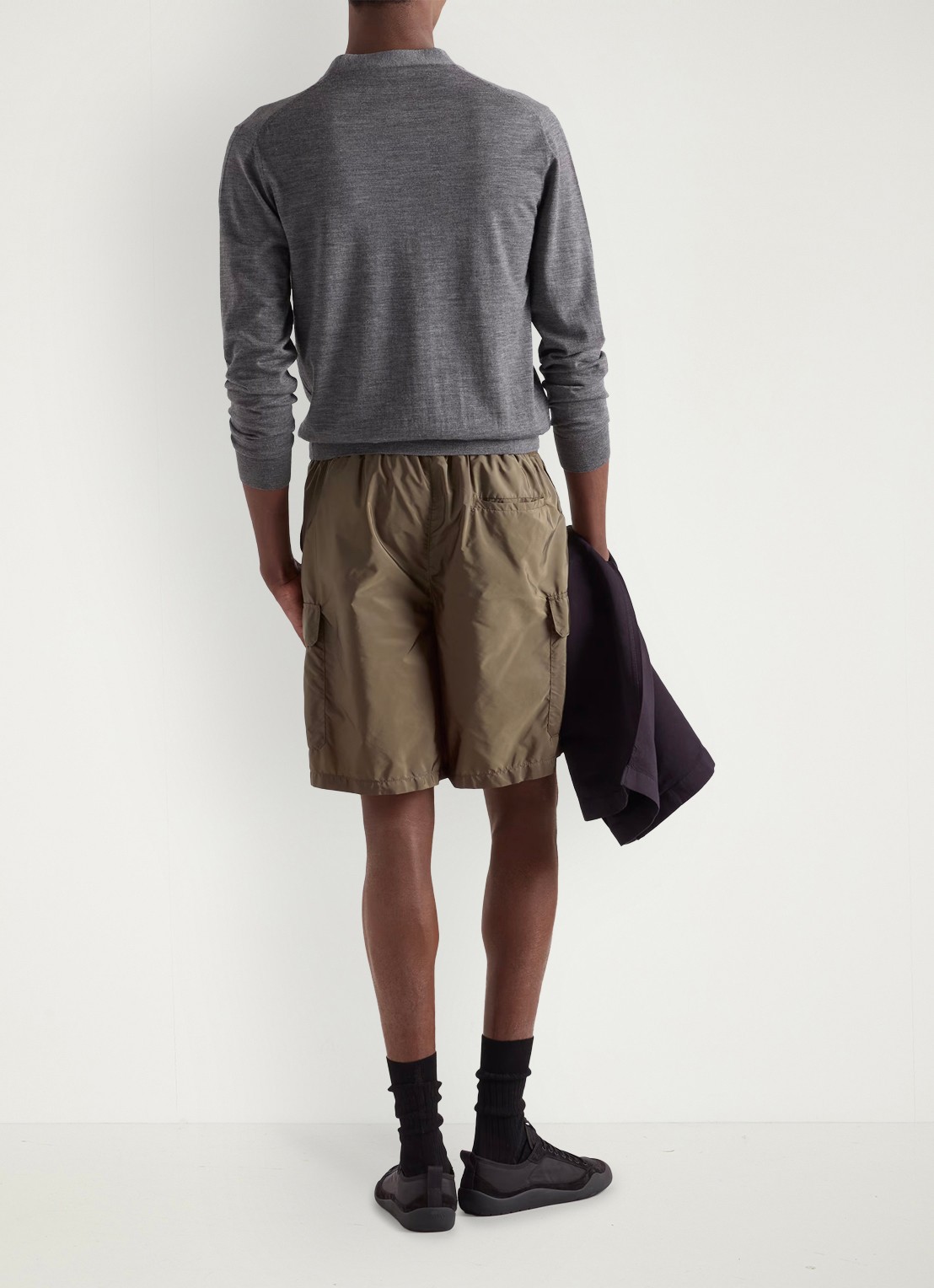 Prada Re-Nylon zwemshorts met klepzakken - achterkant bronsgroen