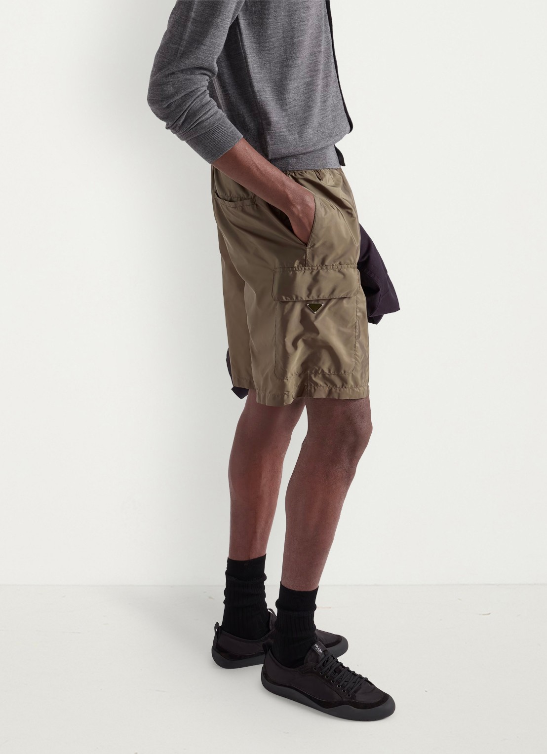 Prada Re-Nylon zwemshorts met klepzakken - detail 2 bronsgroen