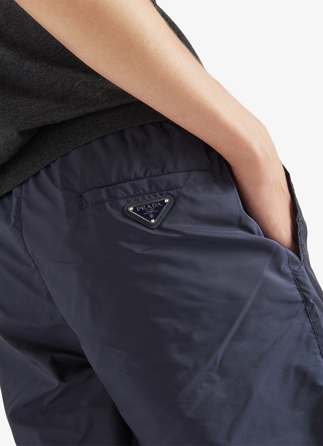 Prada Re-Nylon zwemshorts met steekzakken - detail 3 donkerblauw