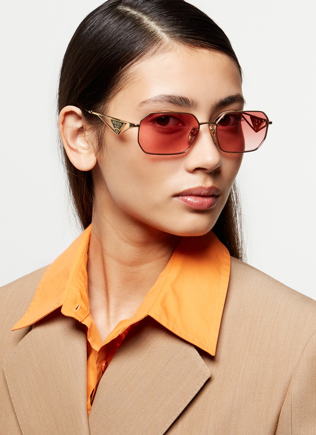 Prada Retro zonnebril PRA51S - voorkant 2 goud