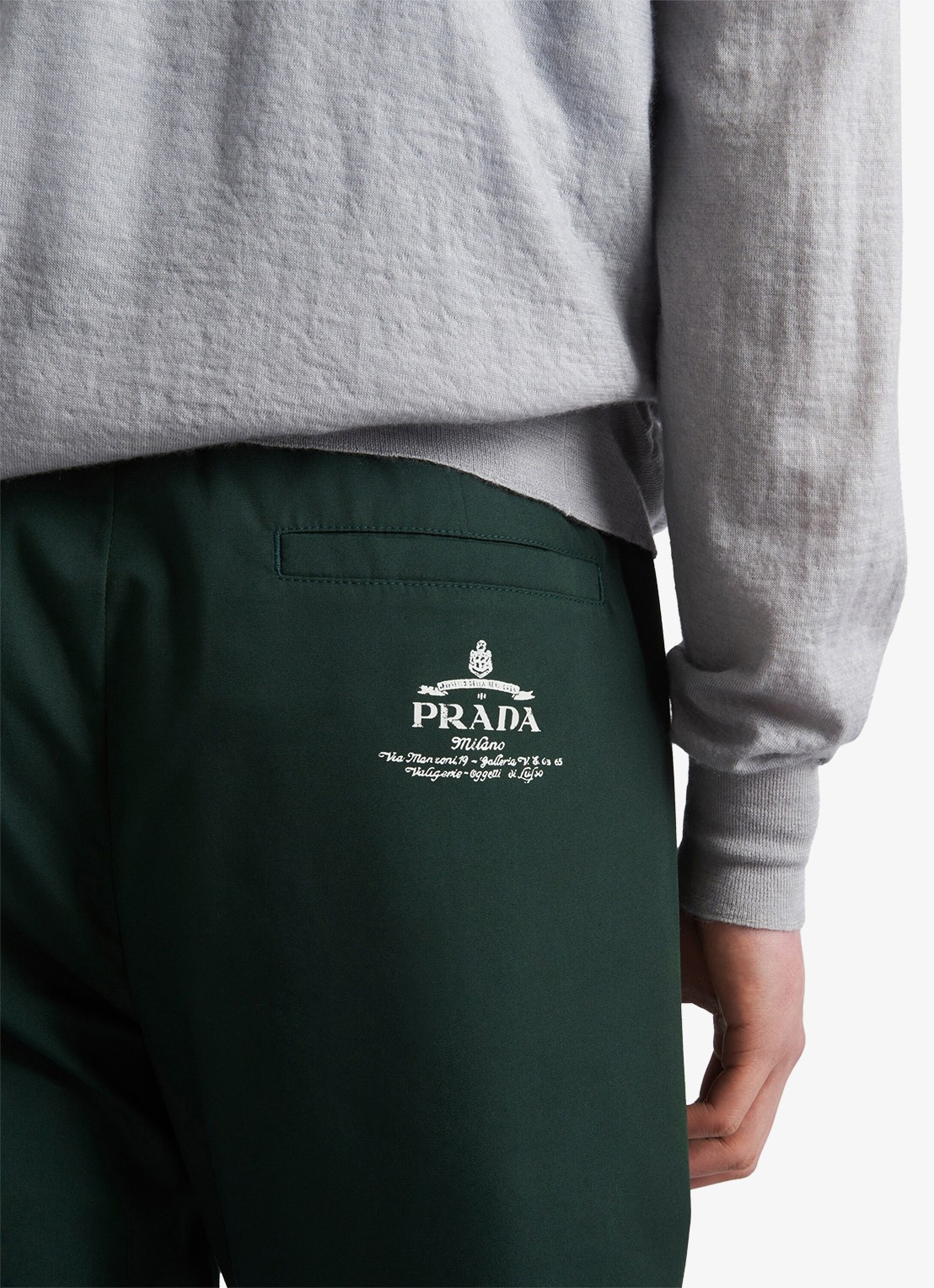 Prada Slim fit pantalon met plooidetail - detail 5 groen