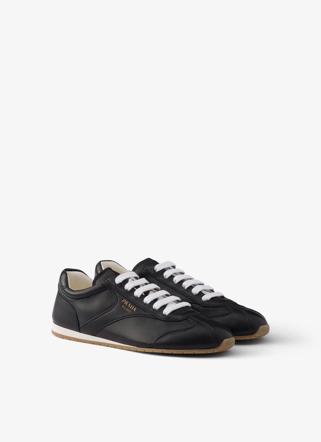 Prada Sneaker van leer - voorkant 2 zwart