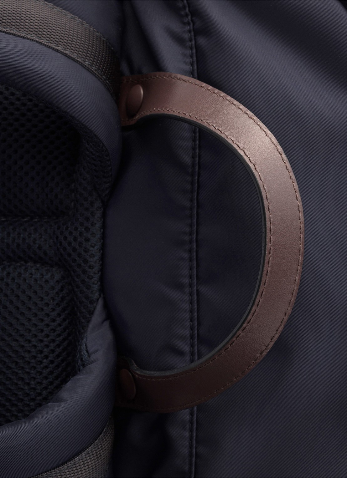 Prada Speedrock Re-Nylon rugzak met leren details - detail 4 donkerblauw