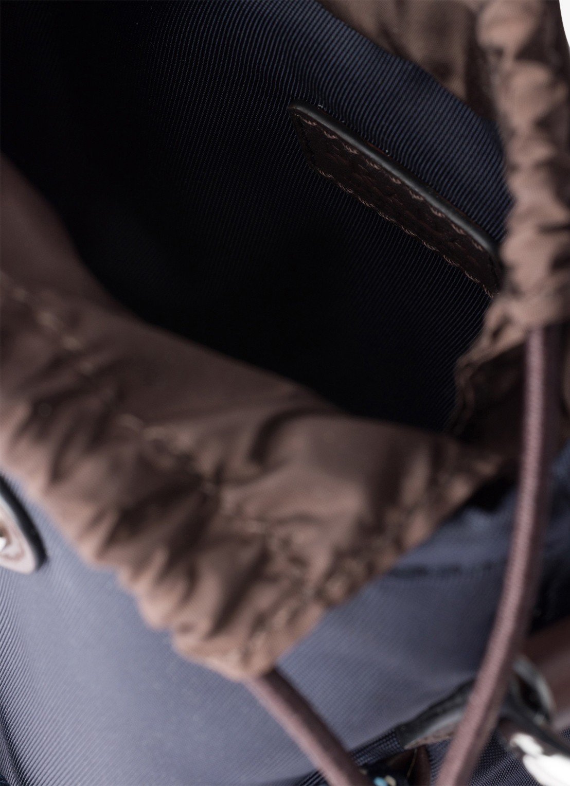 Prada Speedrock Re-Nylon telefoonhoesje met leren details en afneembare schouderriem - detail 4 donkerblauw