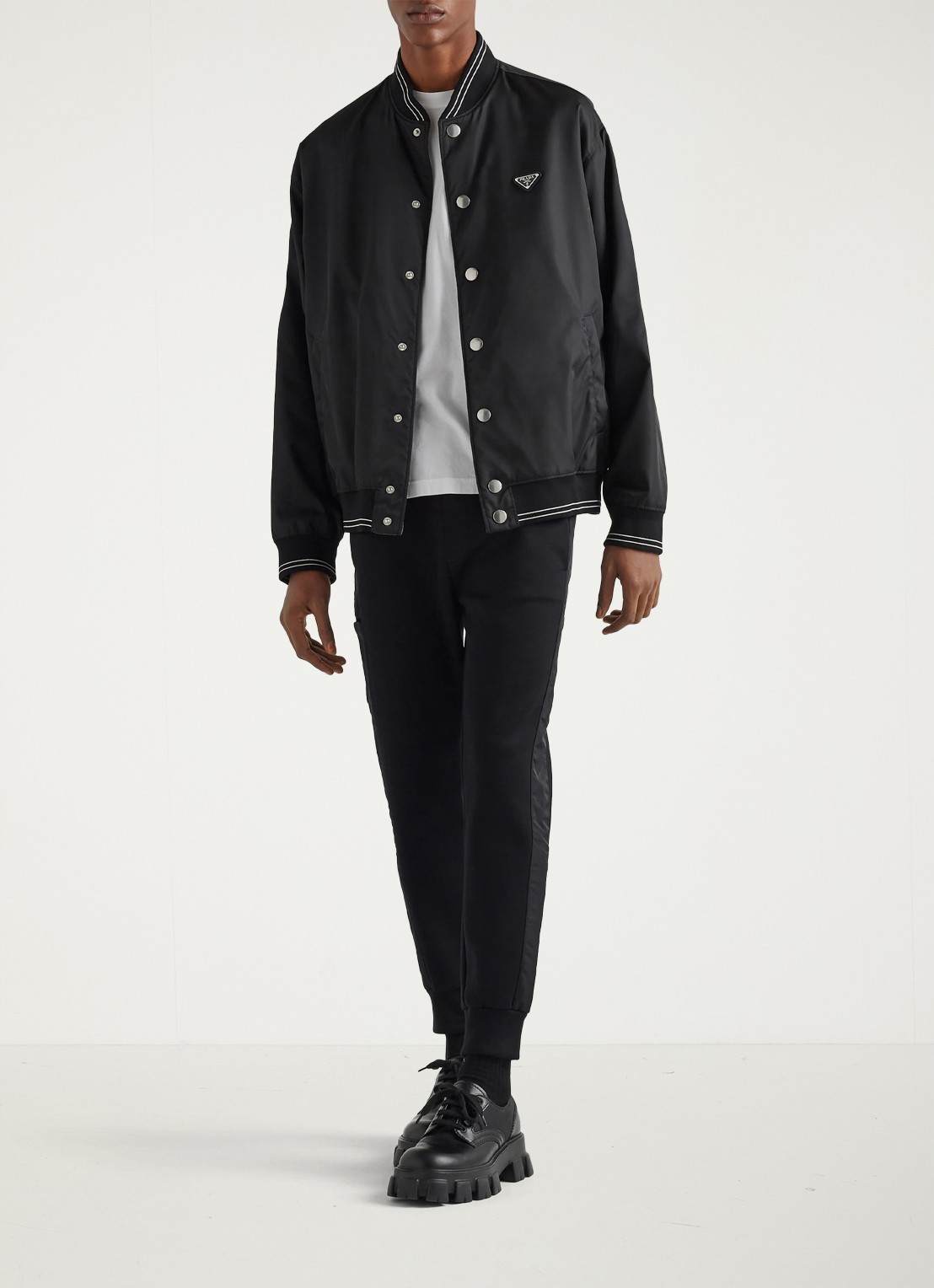 Prada Tapered fit joggingbroek met steekzakken - voorkant 5 zwart