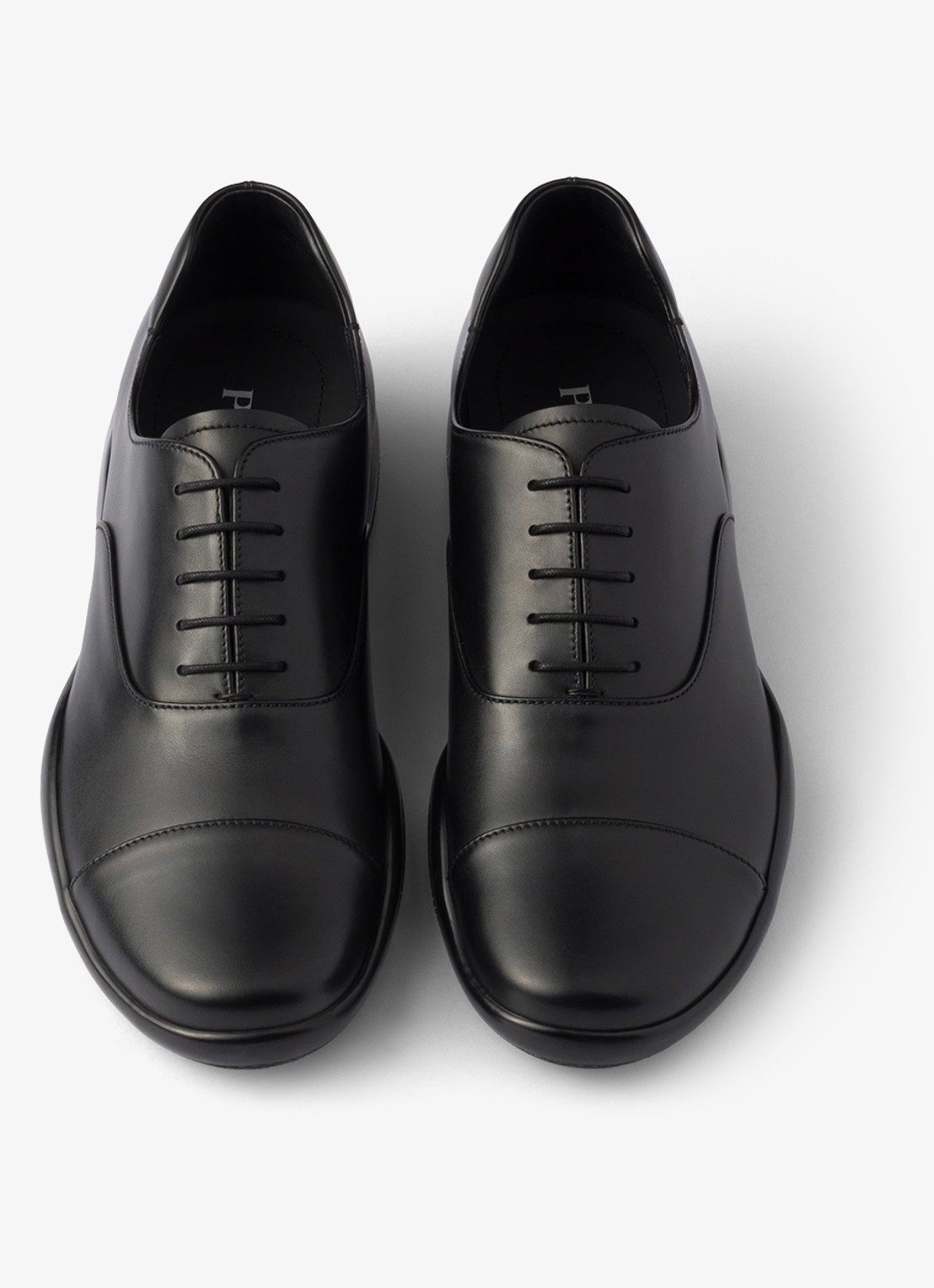 Prada Toblach veterschoen van leer - detail 5 zwart