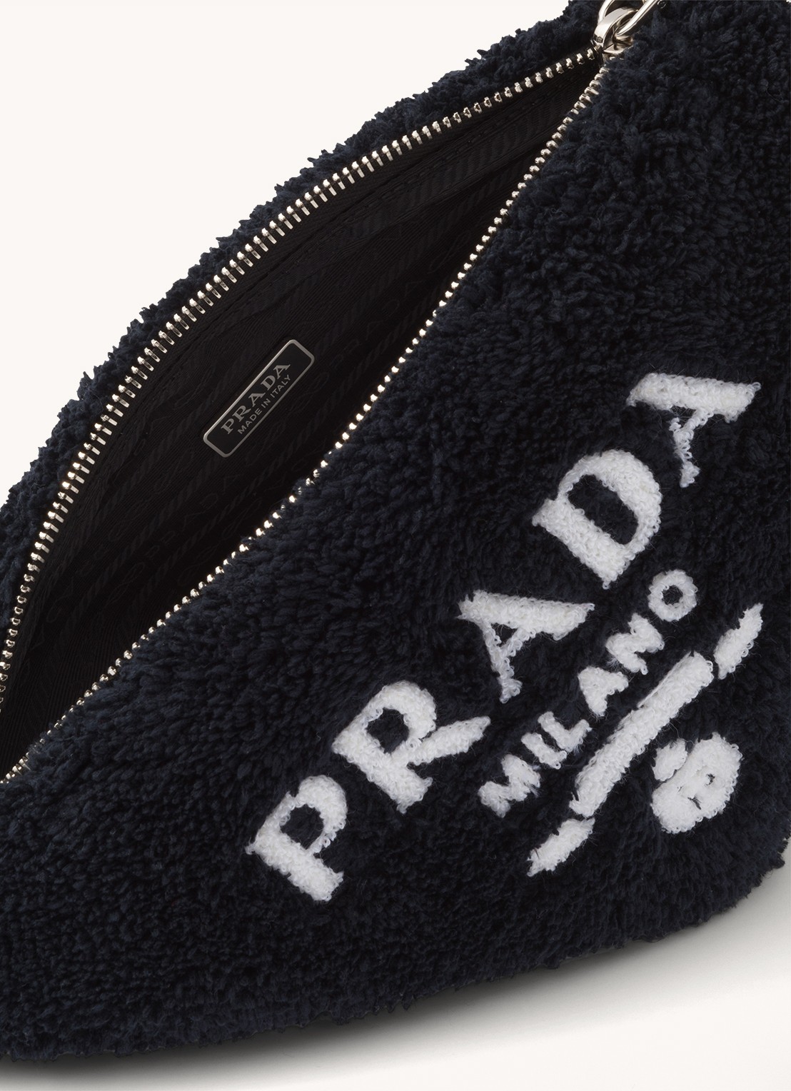 Prada Triangle Terrycloth schoudertas met schapenvacht - detail 4 zwart