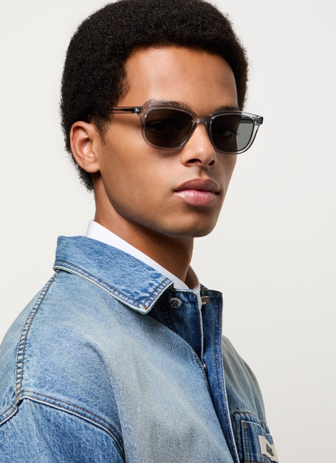 Prada Wayfarer zonnebril PRA21S - voorkant 5 grijs