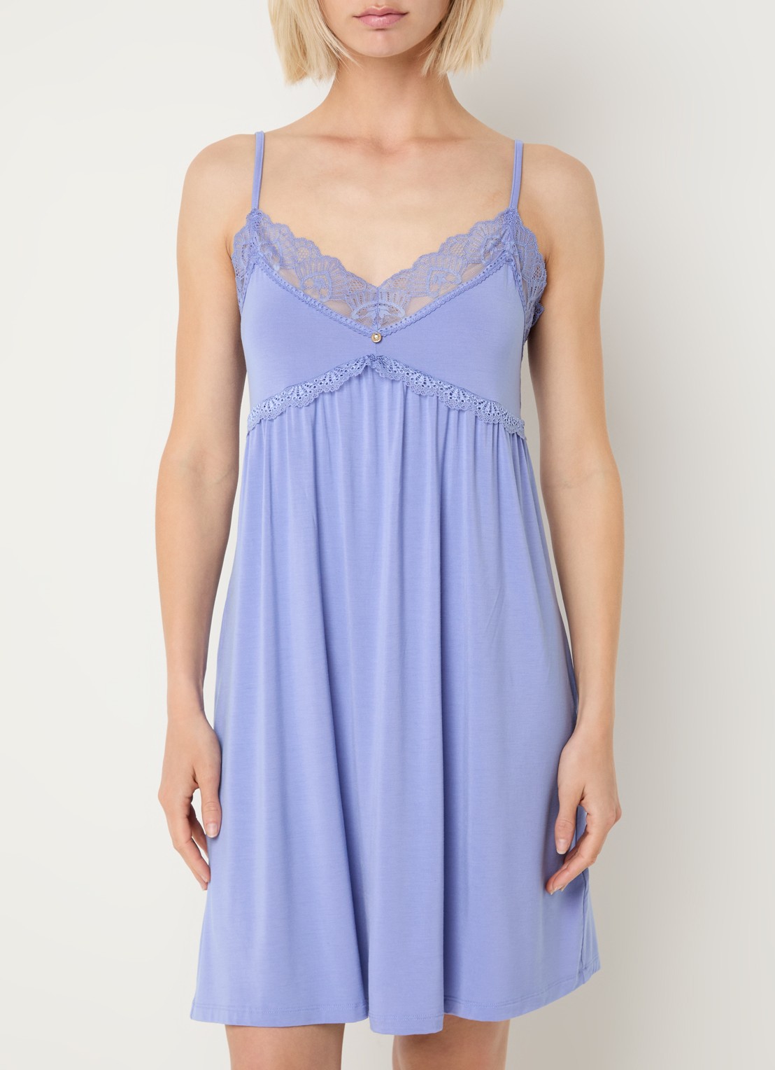 Pretty You Bamboo nachthemd met details van kant - detail lavendel