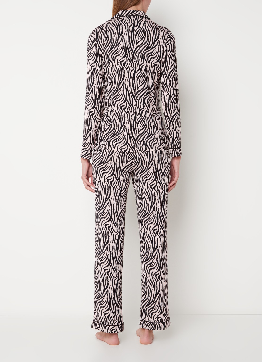 Pretty You Bamboo pyjamaset met contrasterende bies - achterkant 2 roze