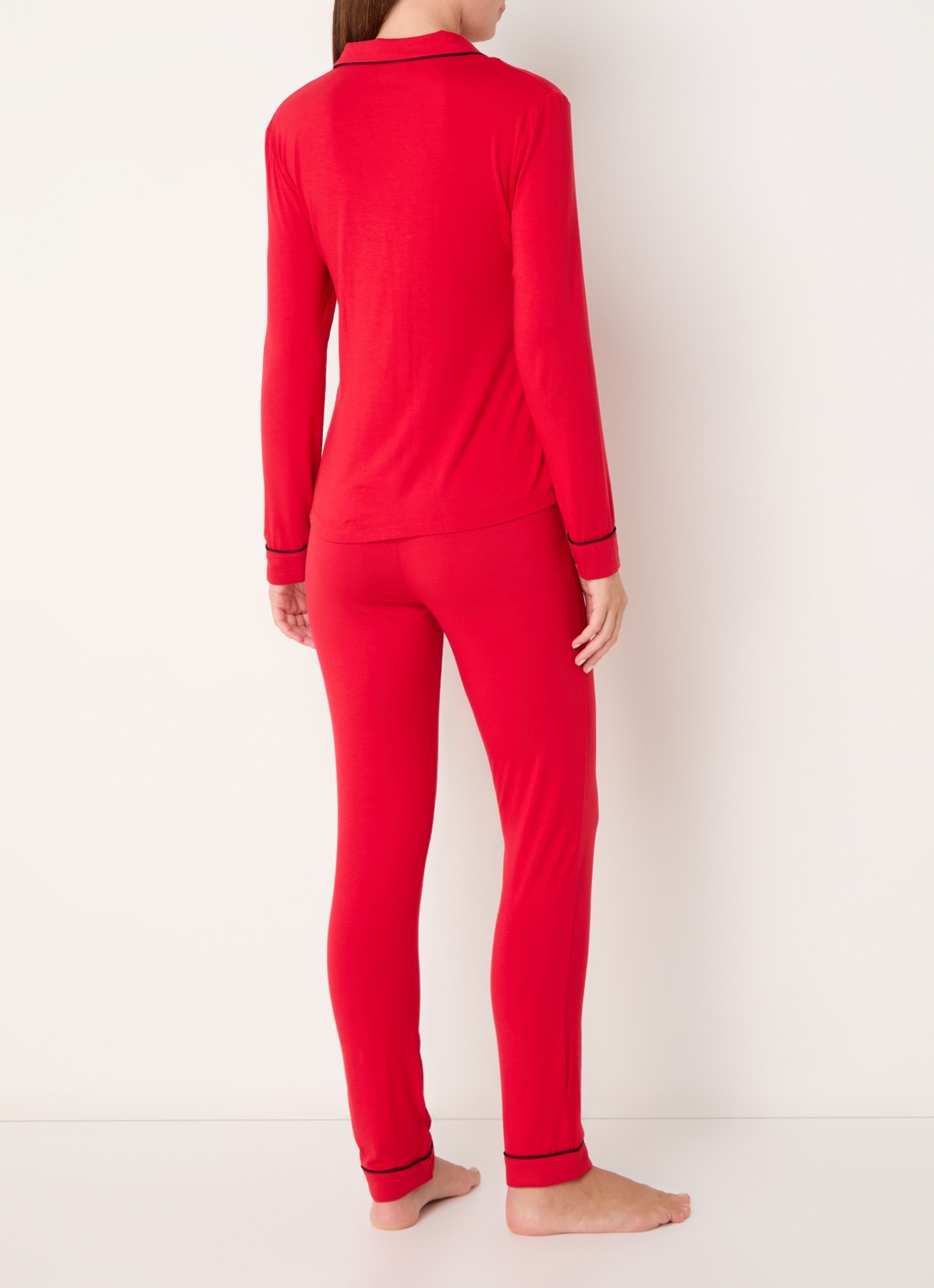 Pretty You Bamboo pyjamaset met contrasterende bies - achterkant rood