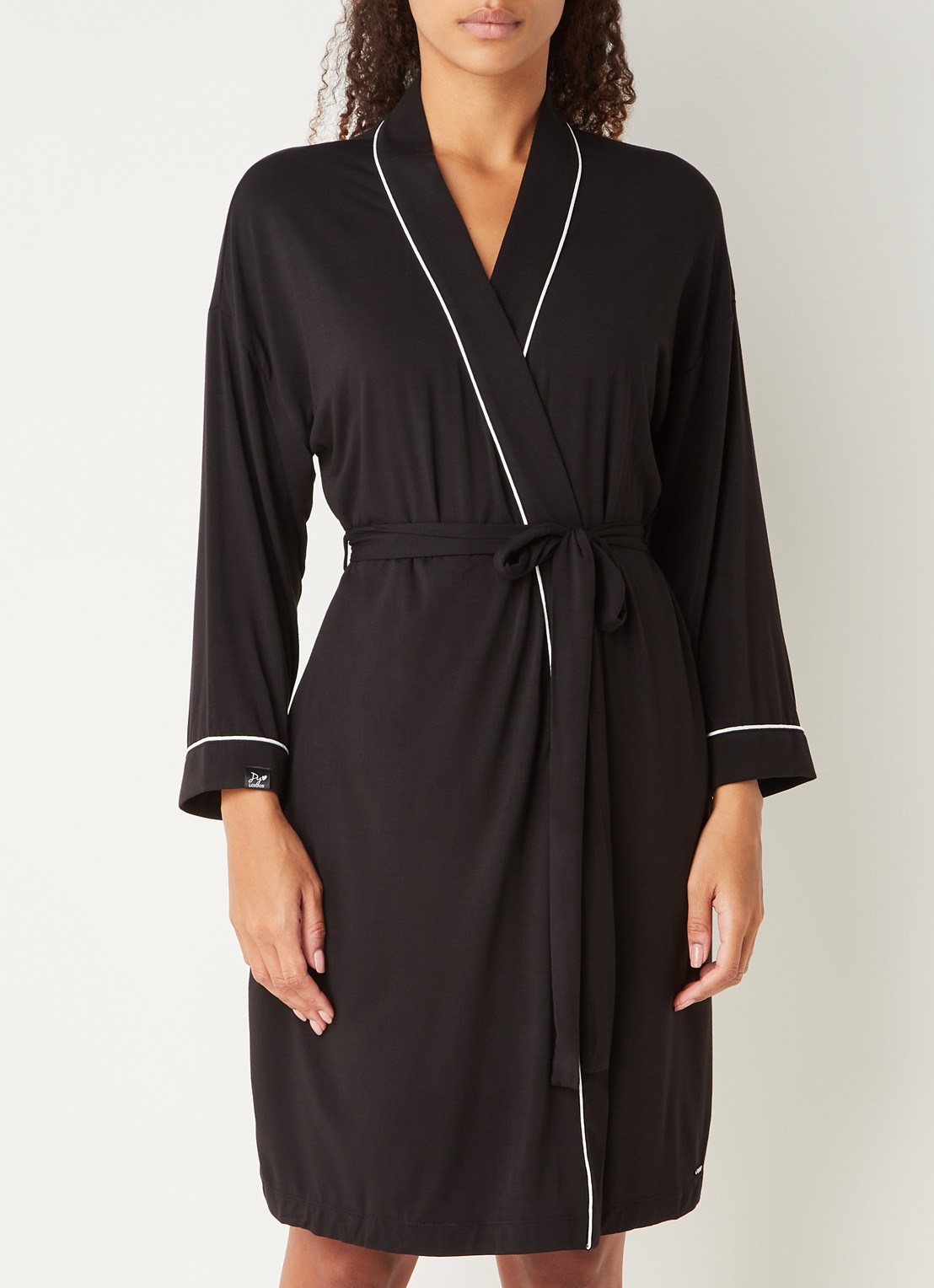 Pretty You Kimono met strikceintuur - detail 4 zwart