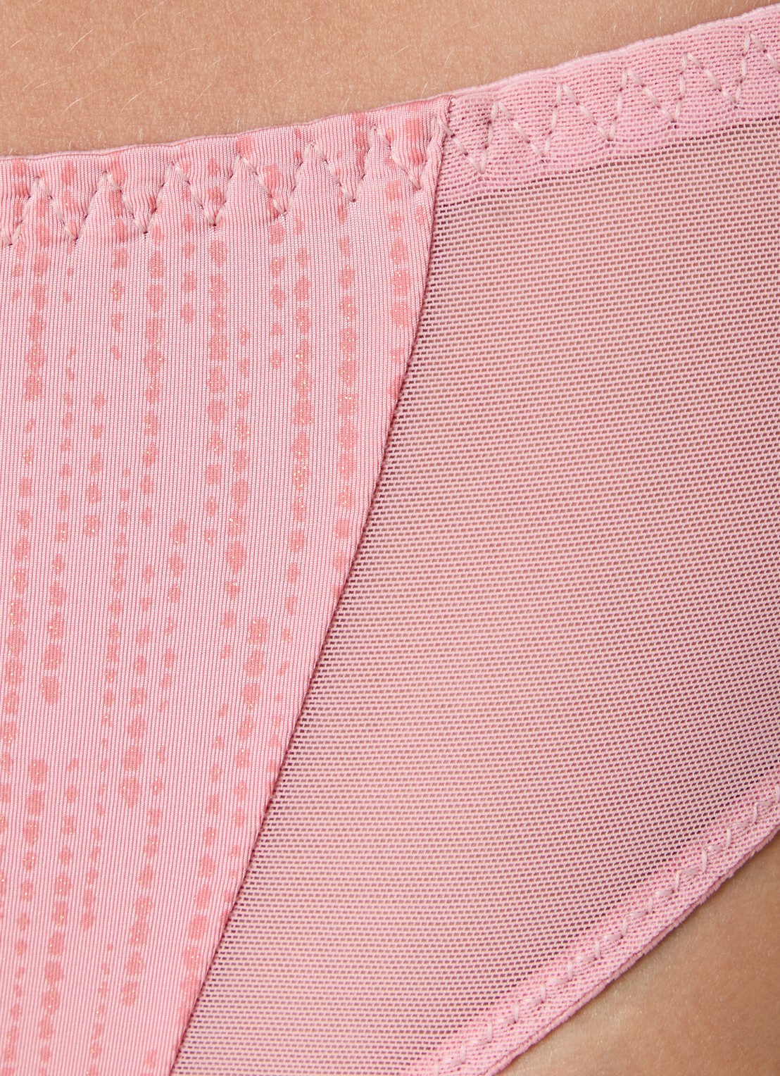 PrimaDonna Badala string met mesh - detail 5 roze
