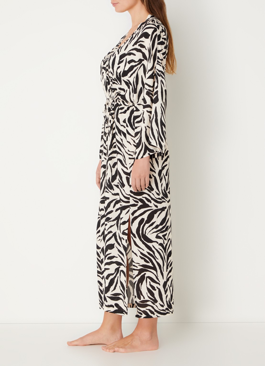 PrimaDonna Dalice maxi strandjurk met zebraprint en strikceintuur - voorkant 2 wit