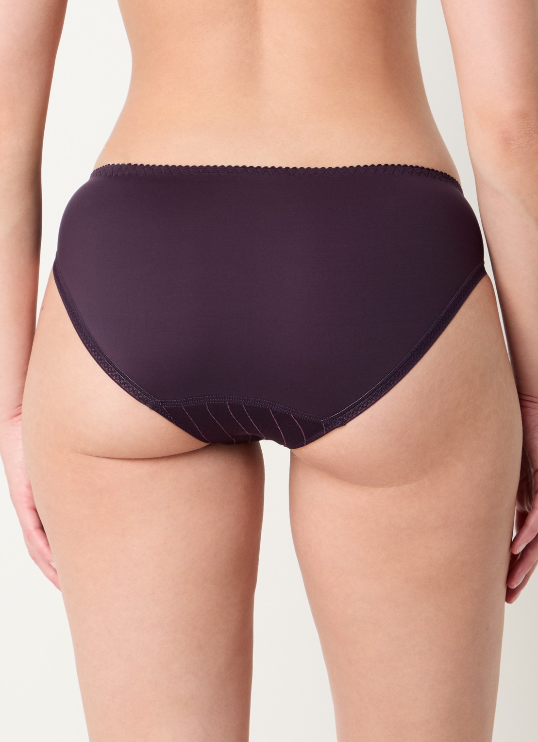 PrimaDonna Deauville slip met kant - achterkant paars