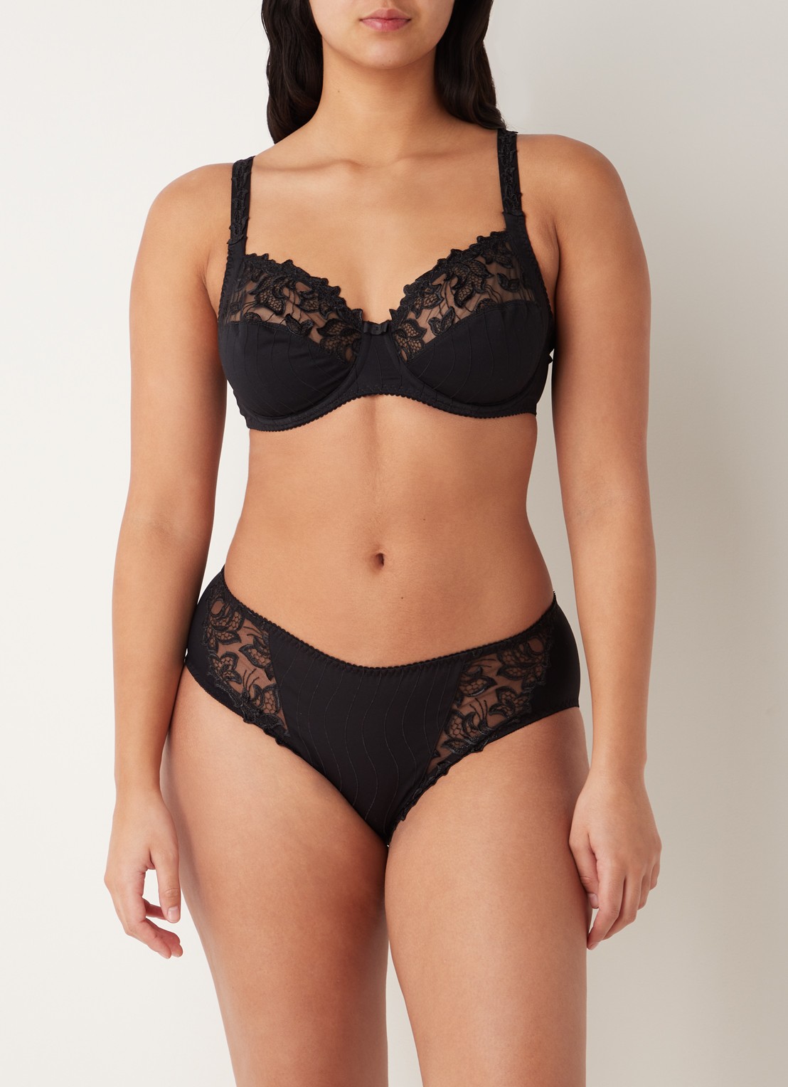 PrimaDonna Deauville tailleslip - voorkant 3 zwart