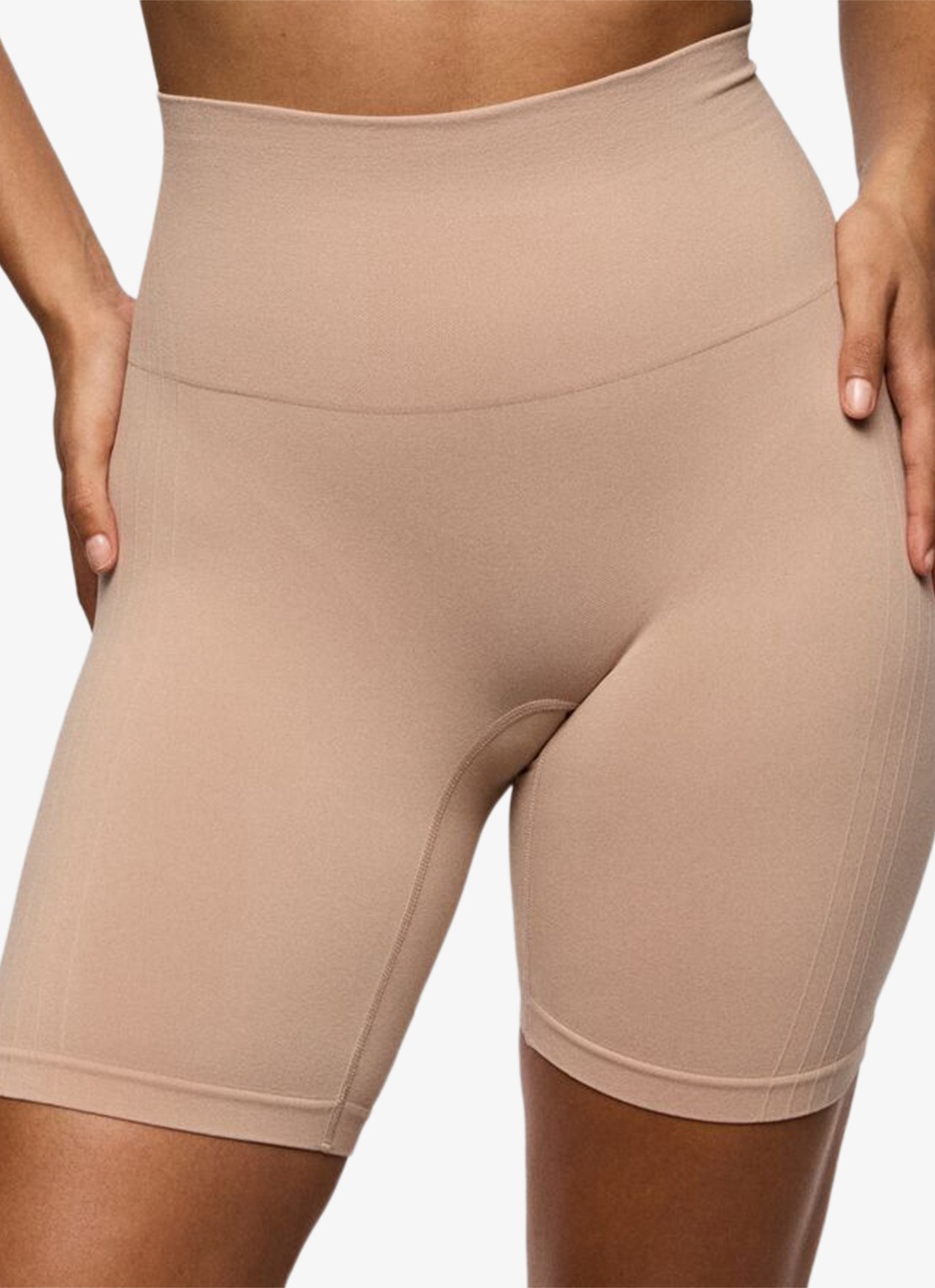 PrimaDonna Nudda corrigerende slip met pijpjes - detail 3 creme