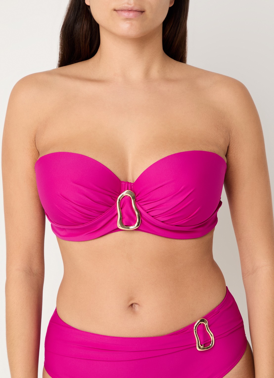 PrimaDonna Uvita voorgevormde bikinitop met beugel - detail 3 donkerroze
