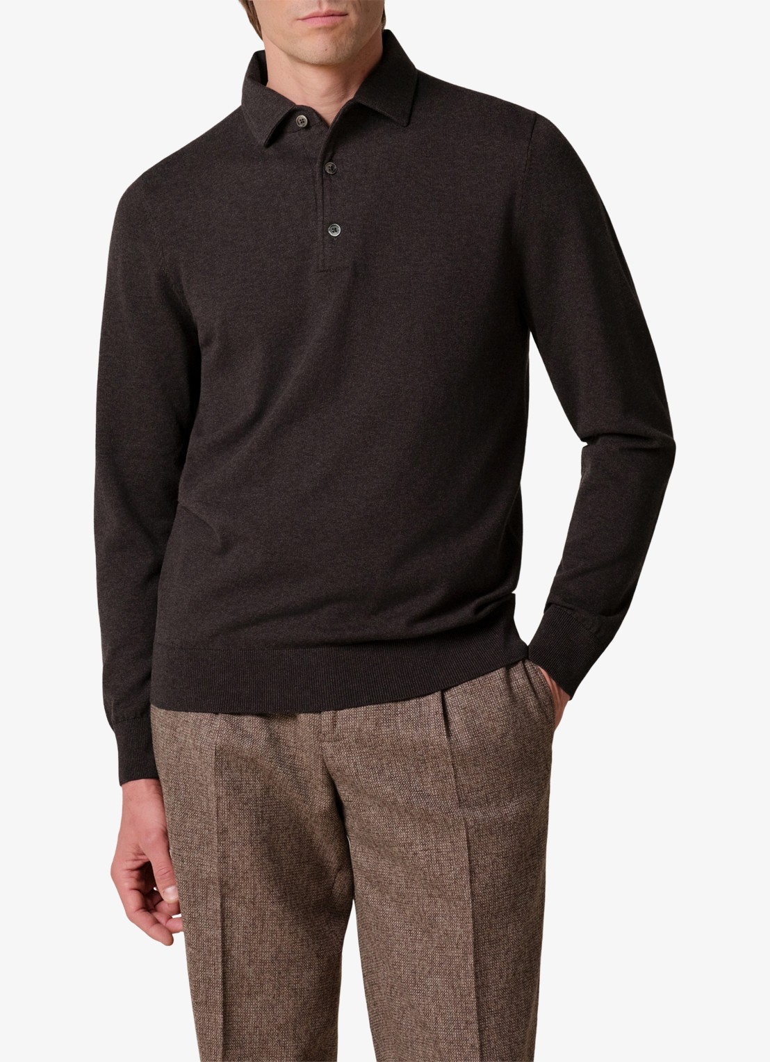 Profuomo Fijngebreide trui in wolblend met polokraag - detail donkerbruin