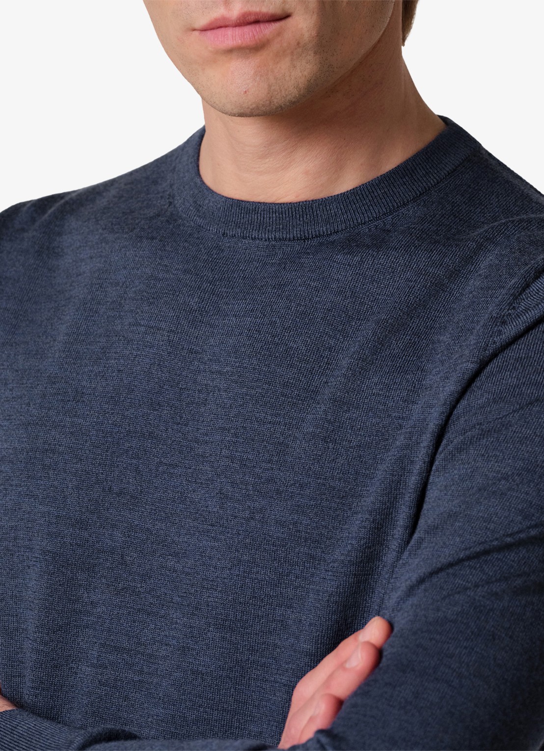 Profuomo Fijngebreide trui van wol met ronde hals - detail 3 donkerblauw