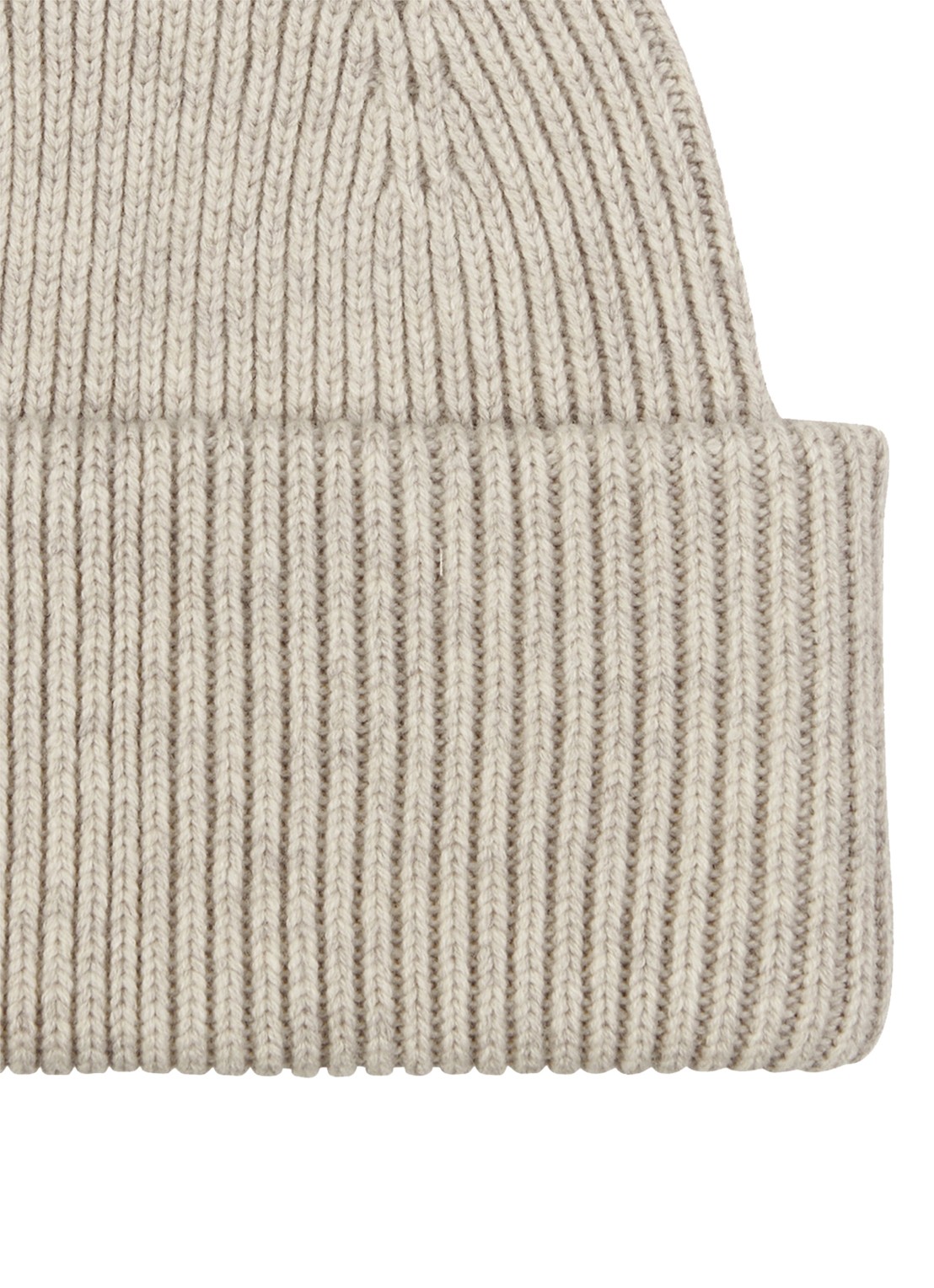Profuomo Ribgebreide muts in wolblend - detail beige
