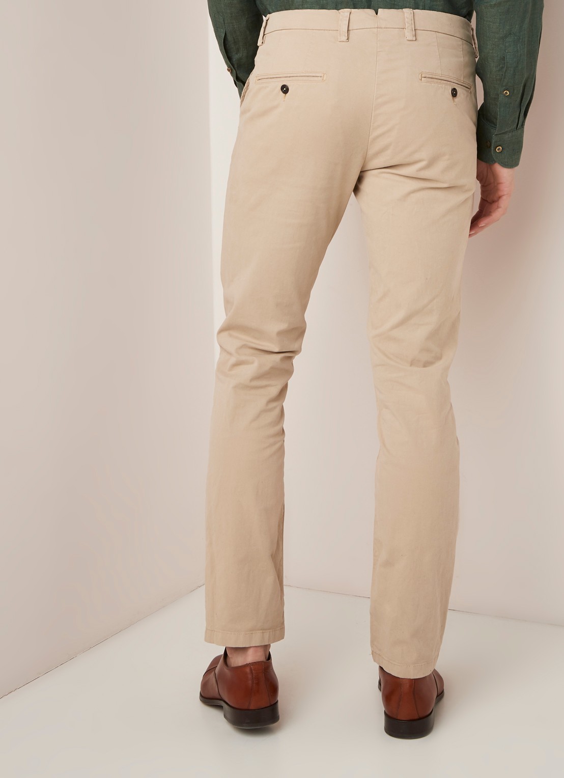 Profuomo Slim fit chino met stretch - achterkant 3 beige