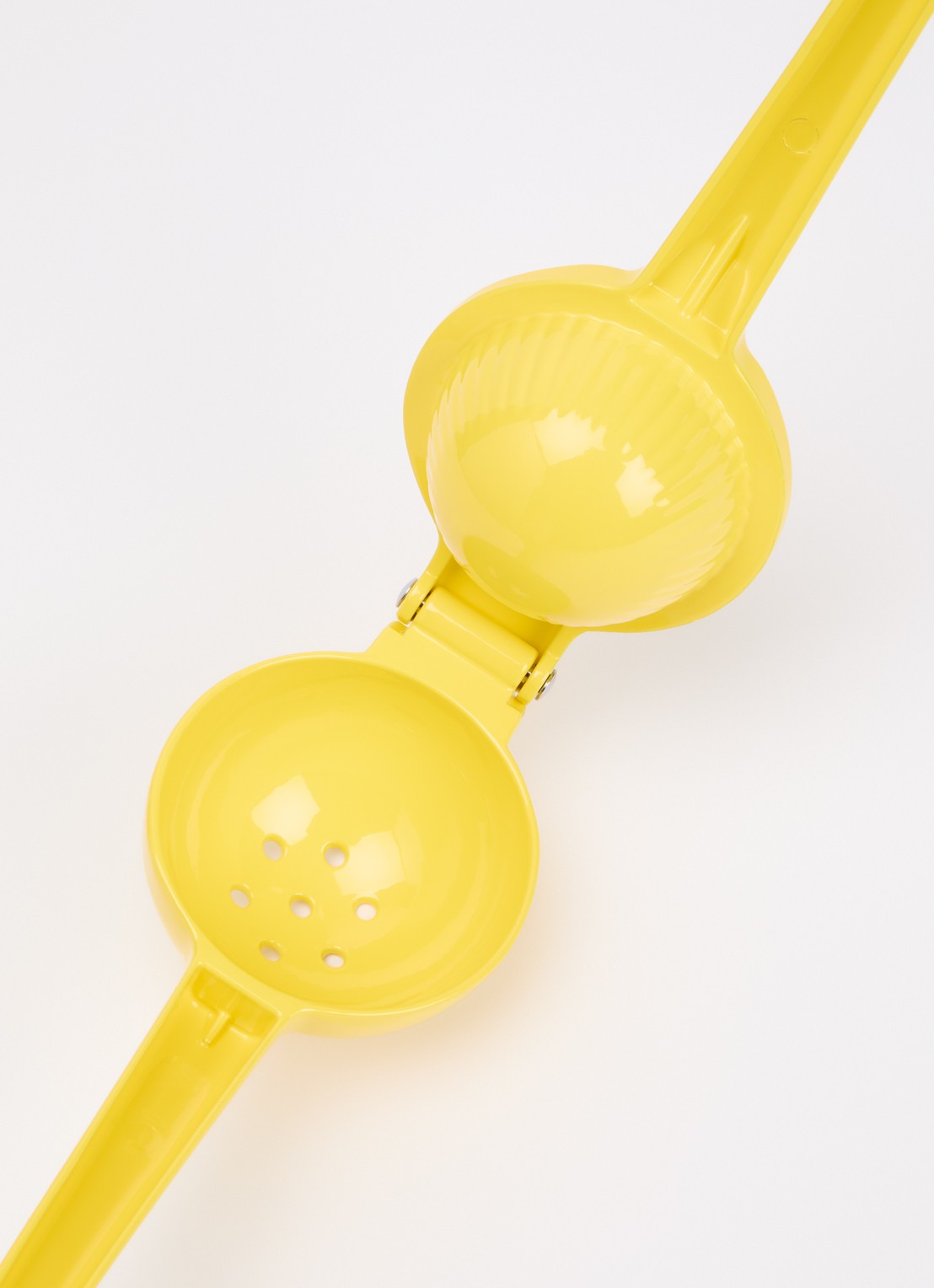 Pulltex Citruspers 7 cm - voorkant 2 geel