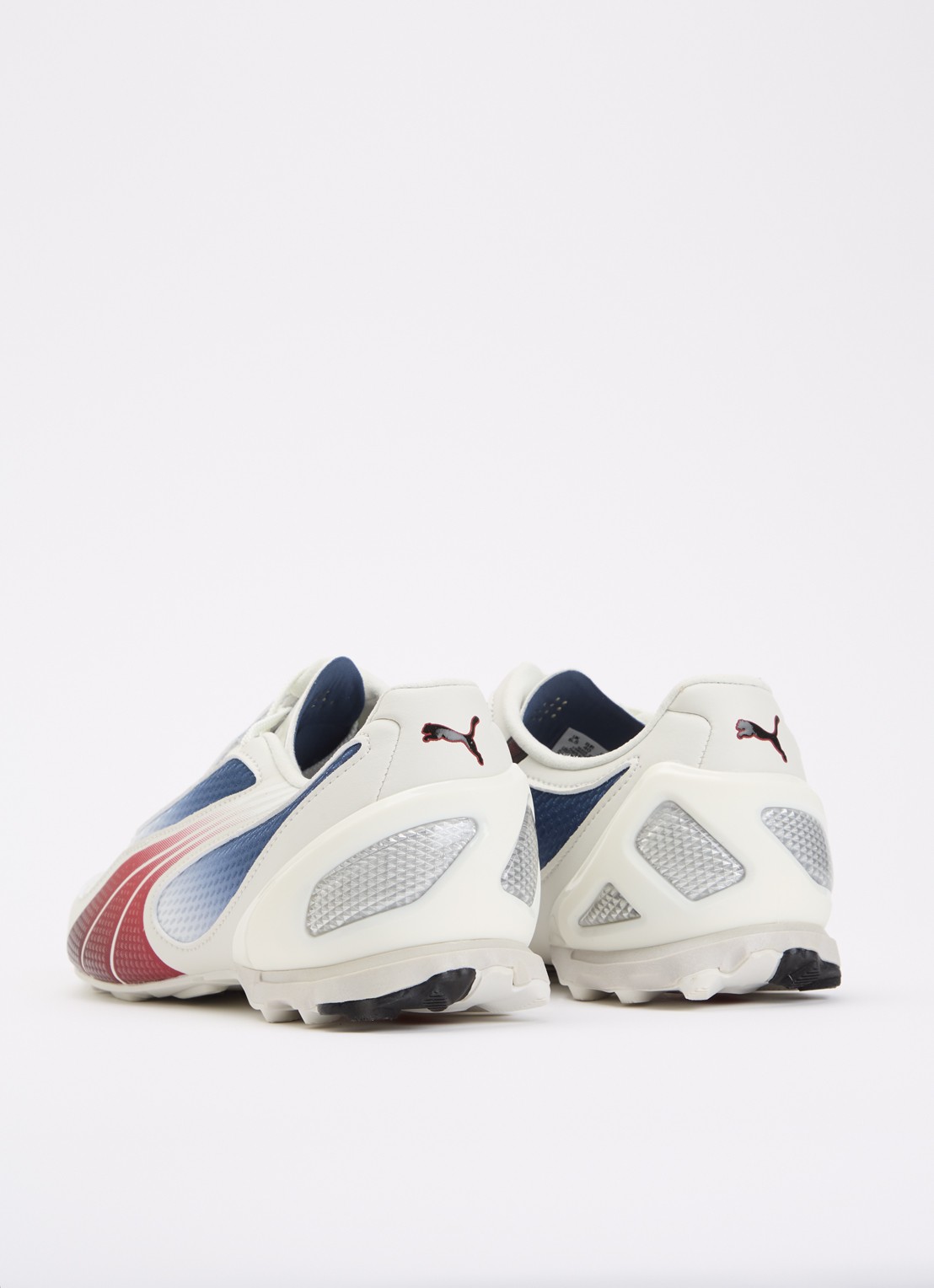 Puma V1.25 Vapor sneaker van mesh met leren details - achterkant gebroken wit
