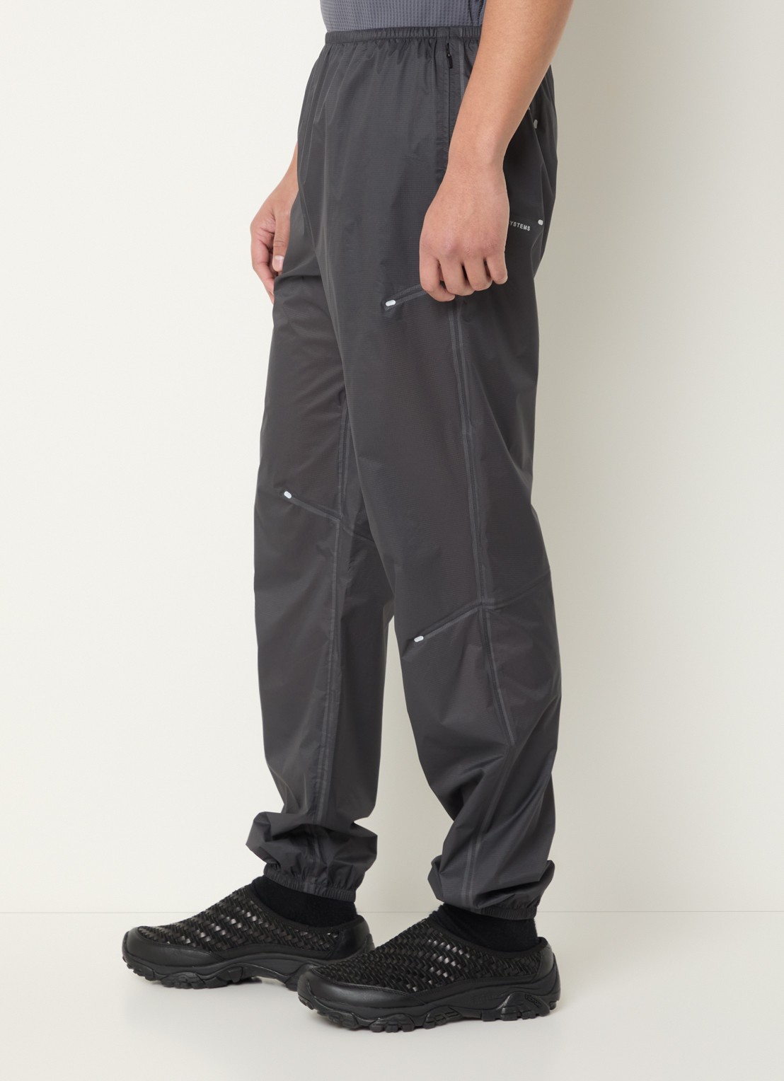 Purple Mountain Observatory Tapered fit joggingbroek met ritszakken - detail 4 antraciet
