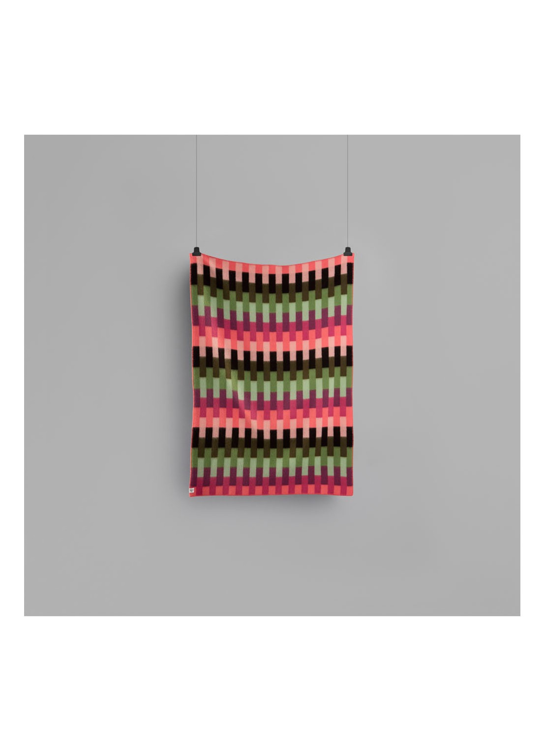 Røros Tweed Asmund Bold plaid 135 x 200 cm - detail 4 roze