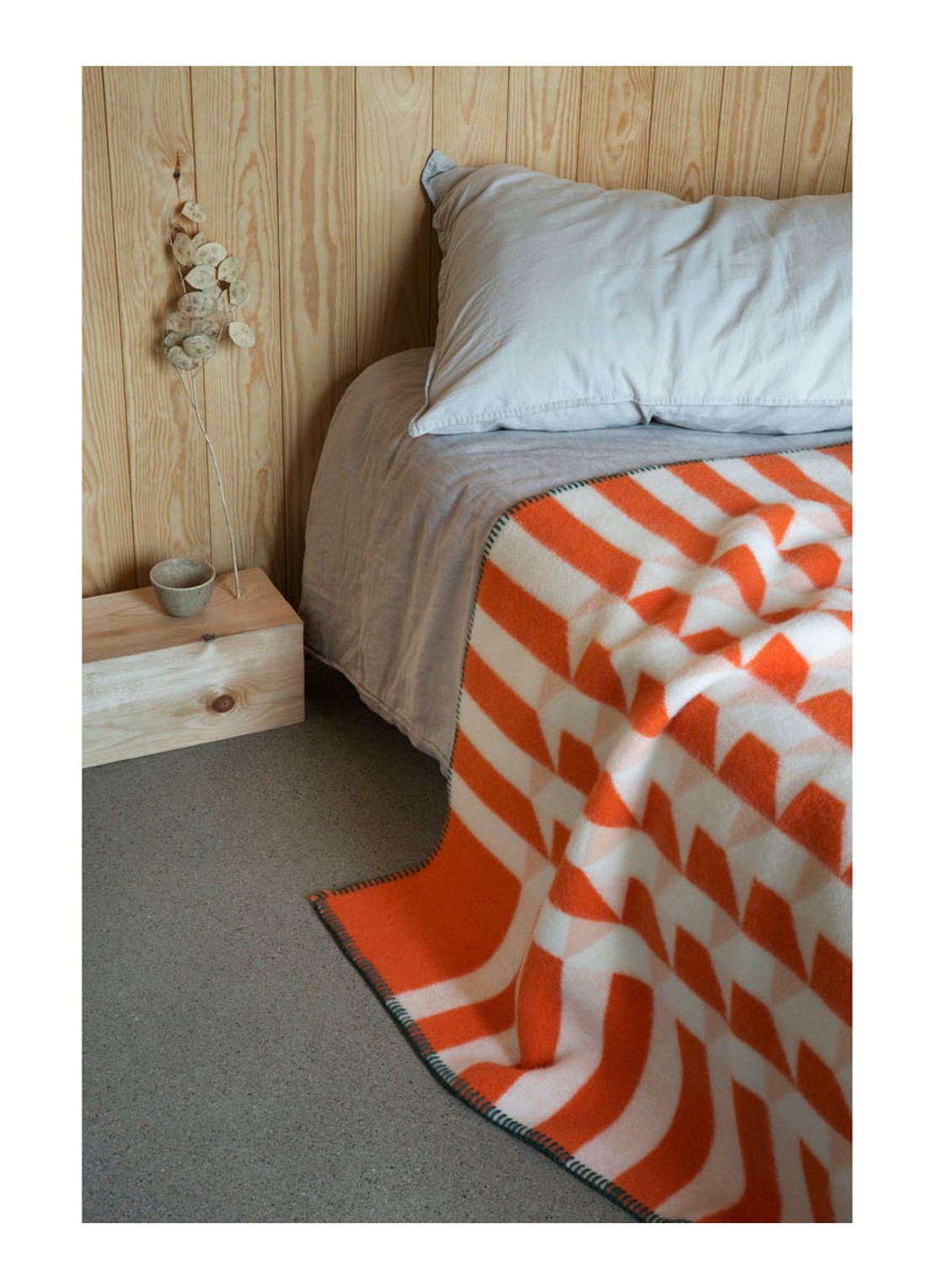 Røros Tweed Kvam plaid van lamswol 135 x 200 cm - detail 4 orange