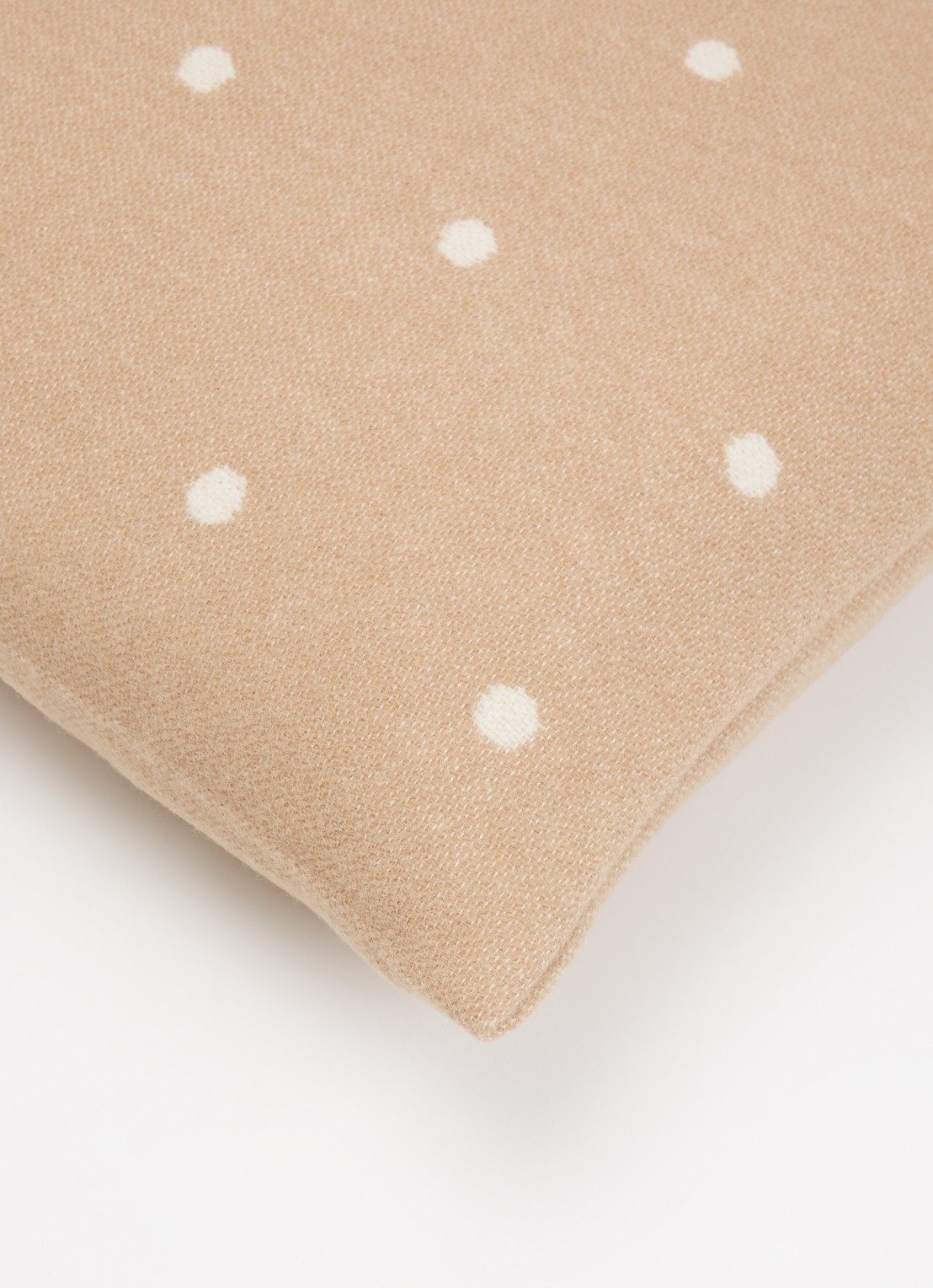 Røros Tweed Pastille sierkussen 50 x 50 cm - detail 2 beige