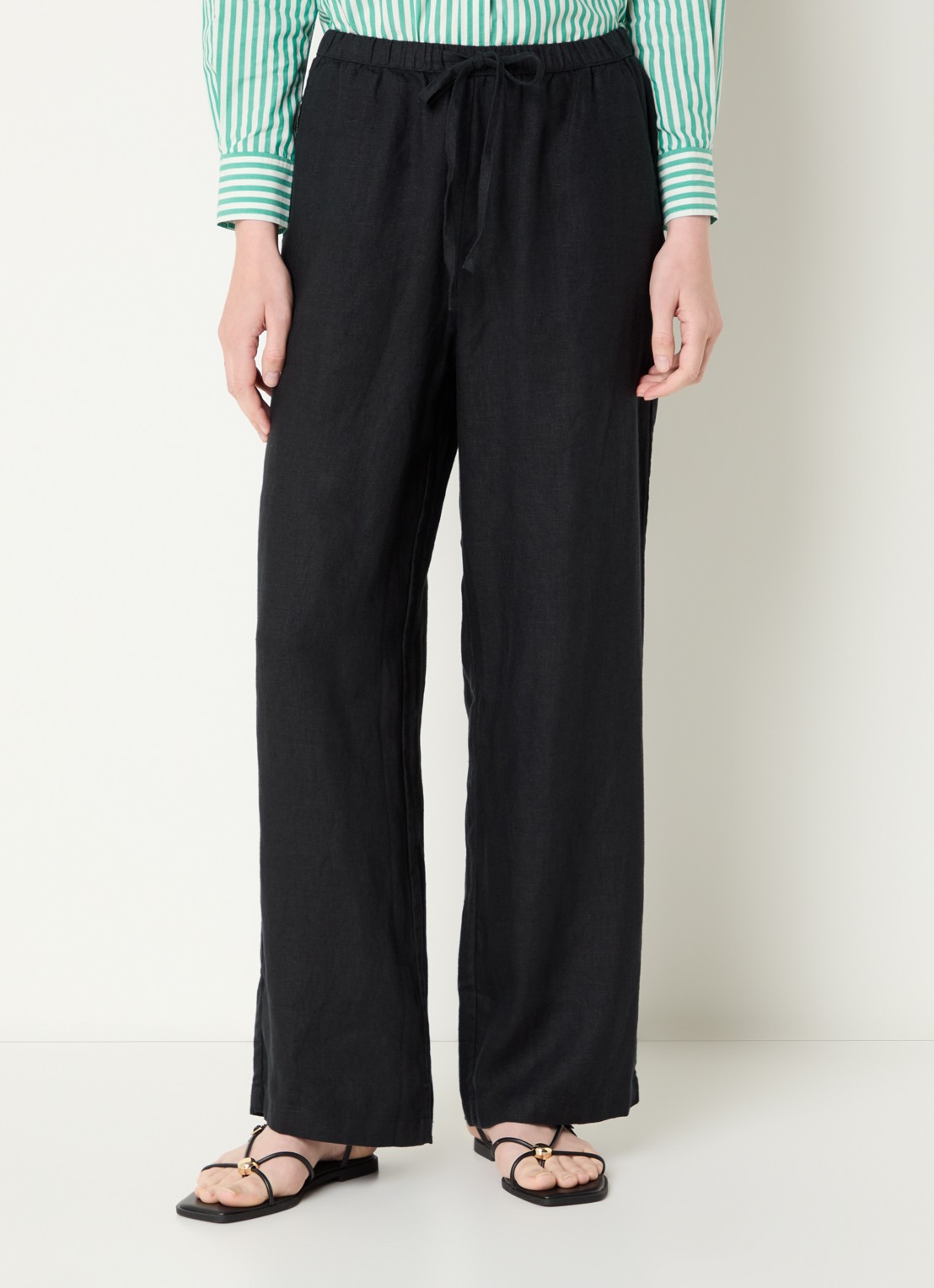 Rails Emmie high waist straight fit broek van linnen met steekzakken - detail 3 zwart