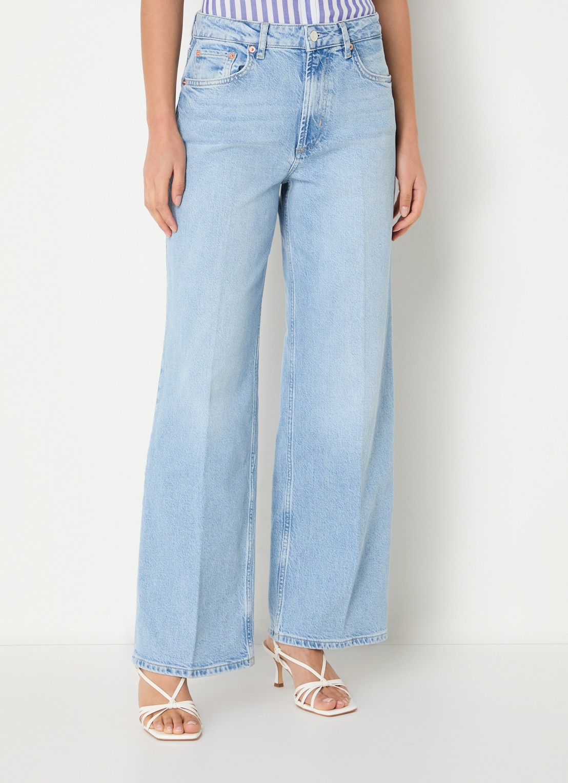 Rails Getty high waist loose fit jeans met lichte wassing - detail 3 lichtblauw