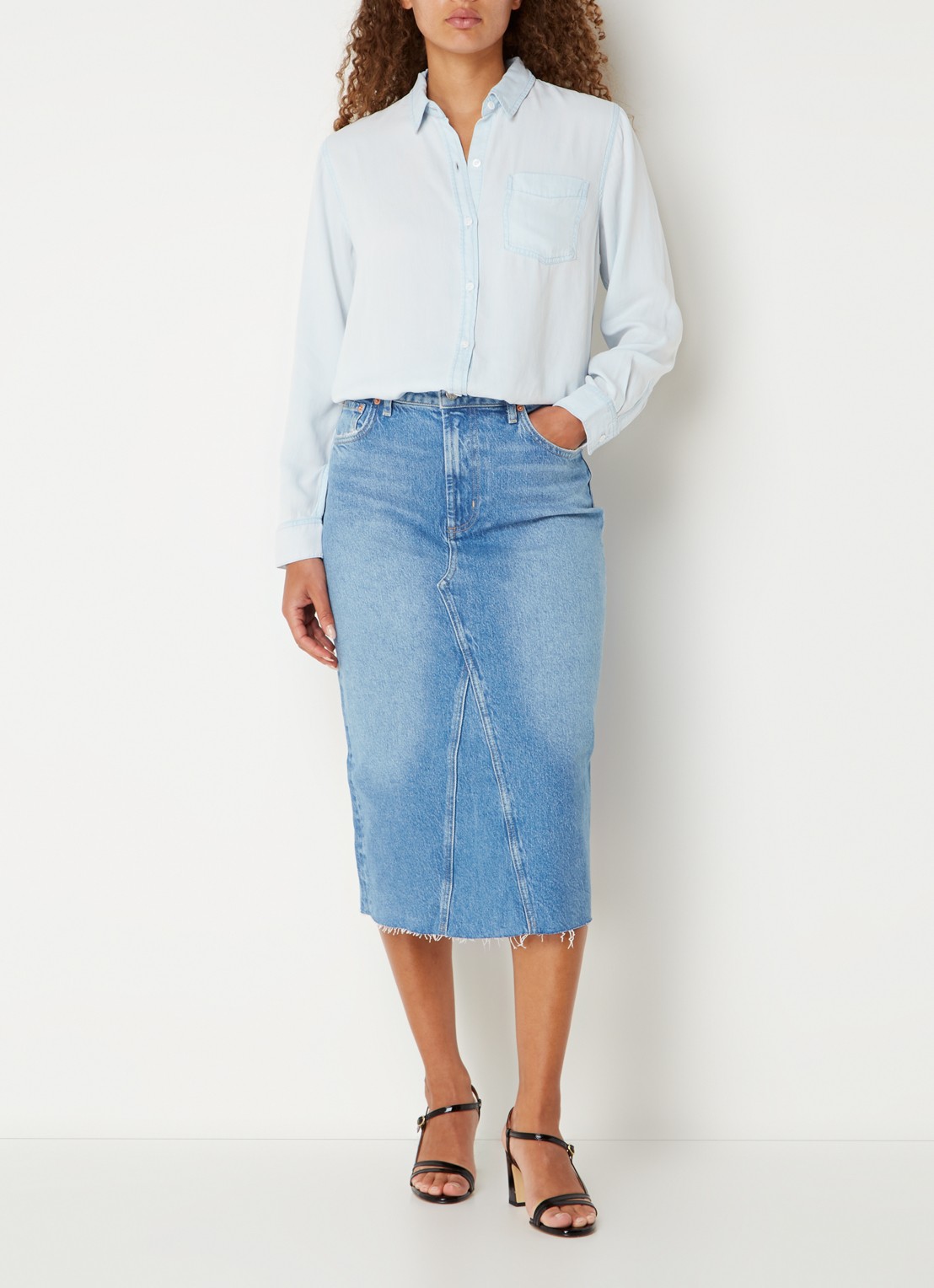 Rails Ingrid blouse  met borstzak - voorkant 3 lichtblauw