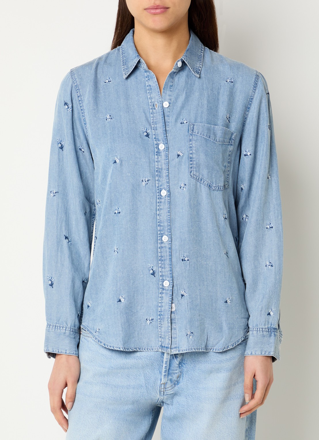 Rails Ingrid blouse van chambray met borstzak - detail indigo