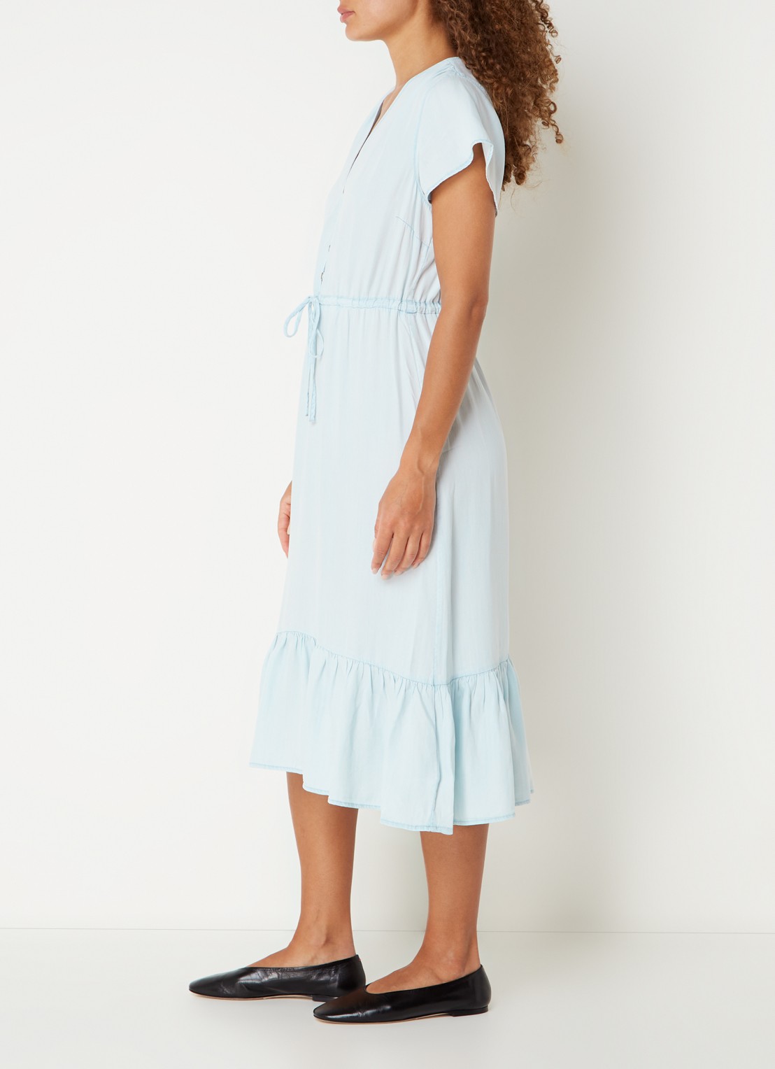 Rails Kiki midi jurk  met strikceintuur - voorkant 4 lichtblauw