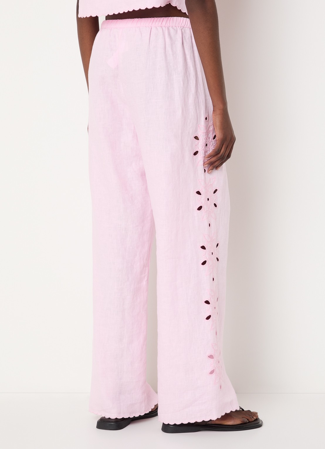 Rails Mirina mid waist loose fit broek van linnen met broderie - achterkant lichtroze