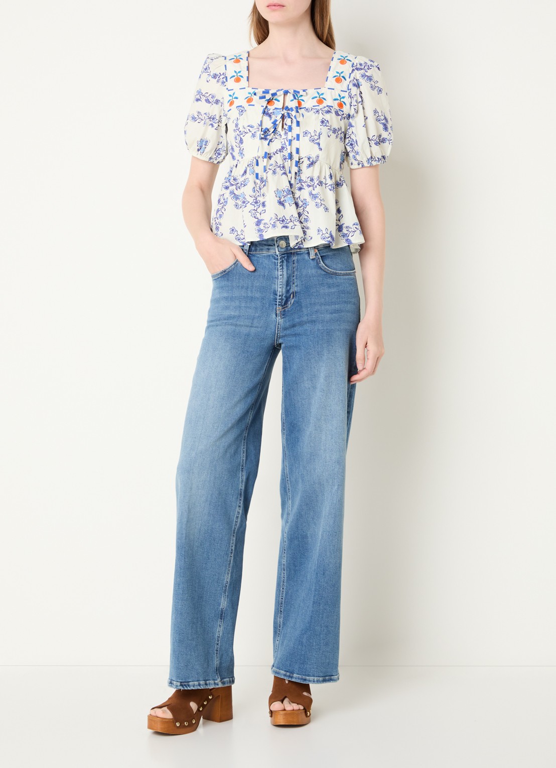 Rails Presley tuniek met bloemenprint en pofmouw - voorkant 3 gebroken wit