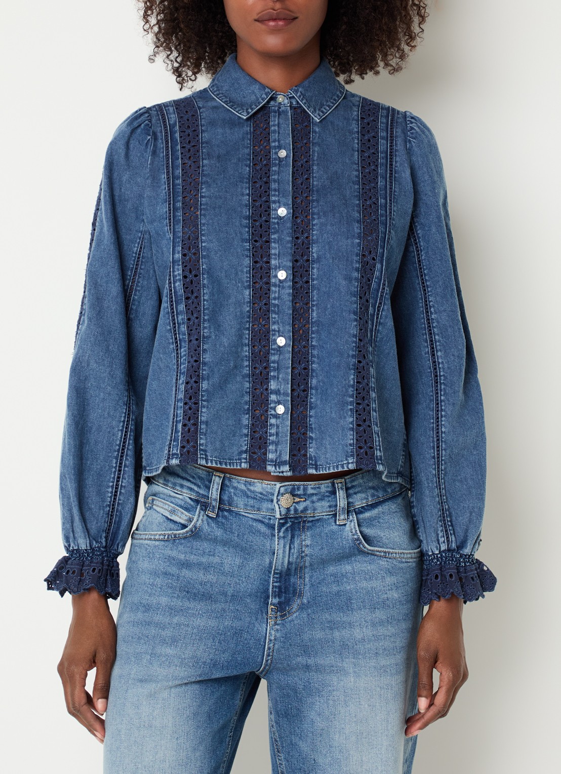 Rails Rowen blouses van denim met opengewerkt dessin - detail blauw