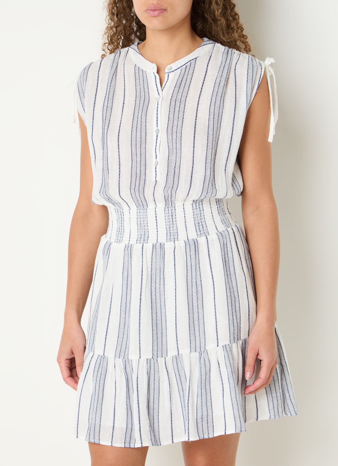 Rails Samina mini tuniekjurk met smockwerk - detail wit