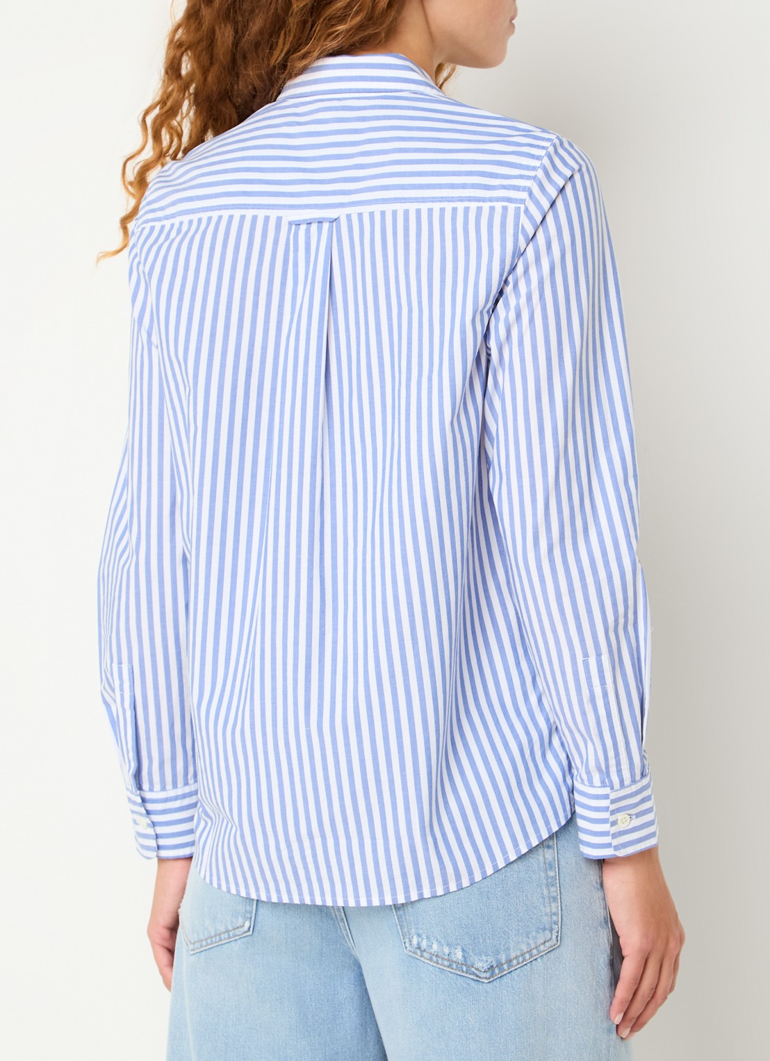 Rails Stina blouse met streepprint en borstzak - achterkant 8 staalblauw
