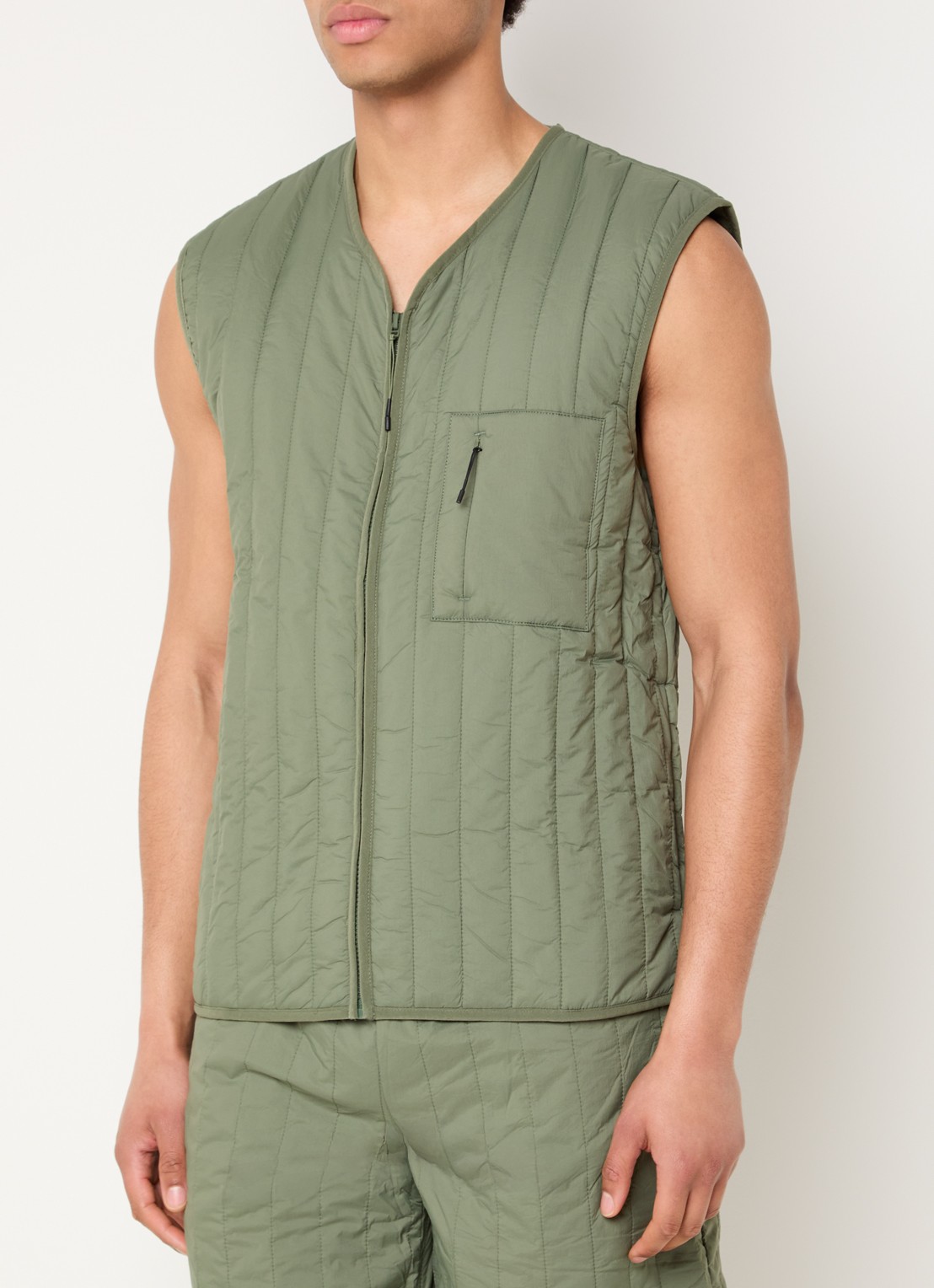 Rains Banja gewatteerd gilet met ritszak - detail 4 olijfgroen