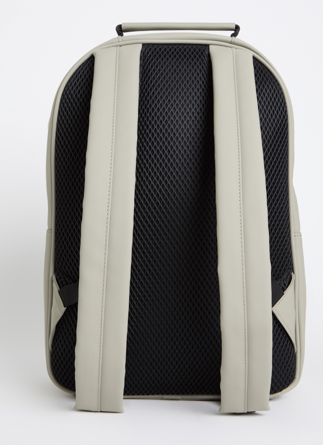 Rains Book Daypack W3 Large rugzak met 16 inch laptopvak en waterafstotende coating   - achterkant 3 khaki